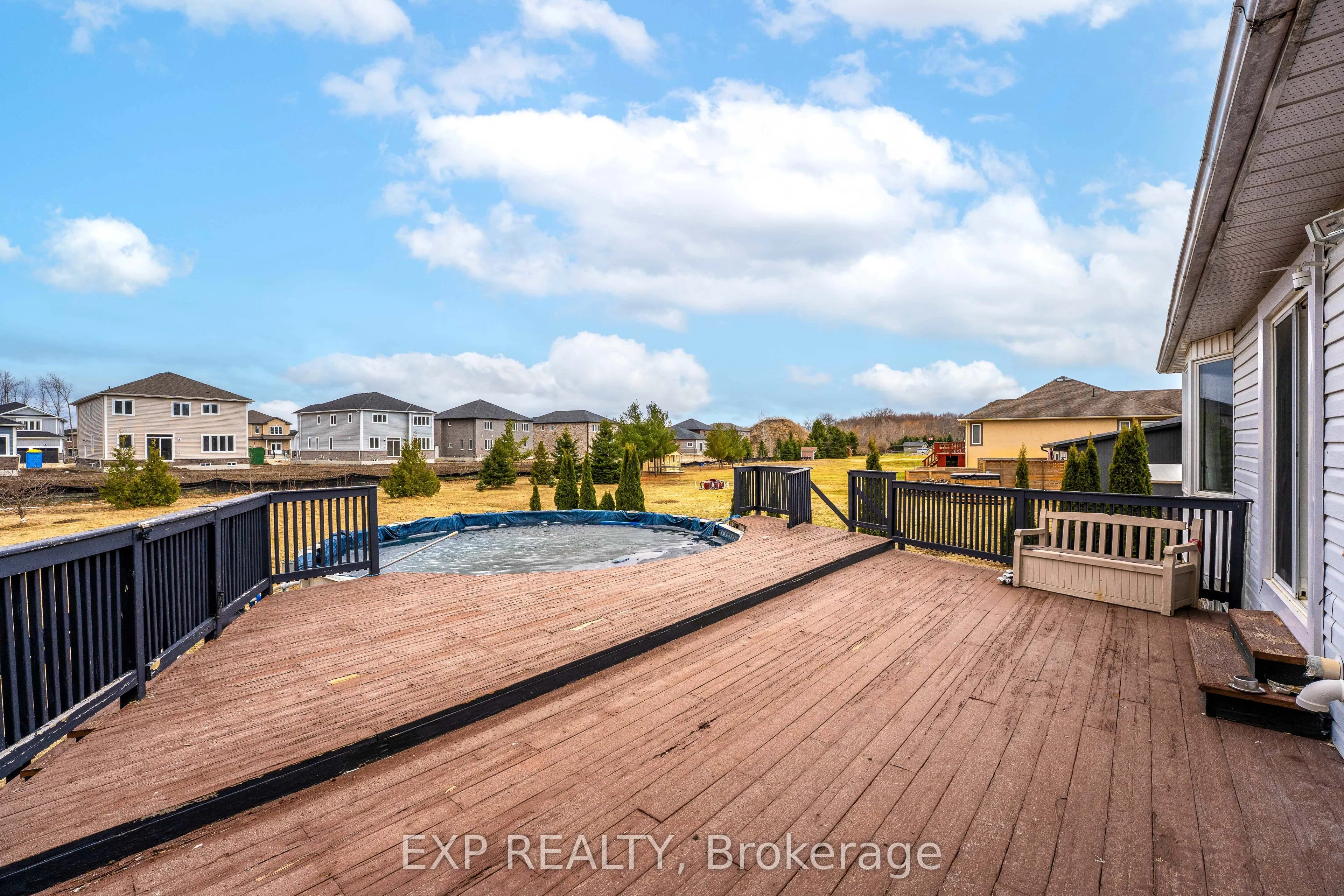 20 Wasaga Sands Drive