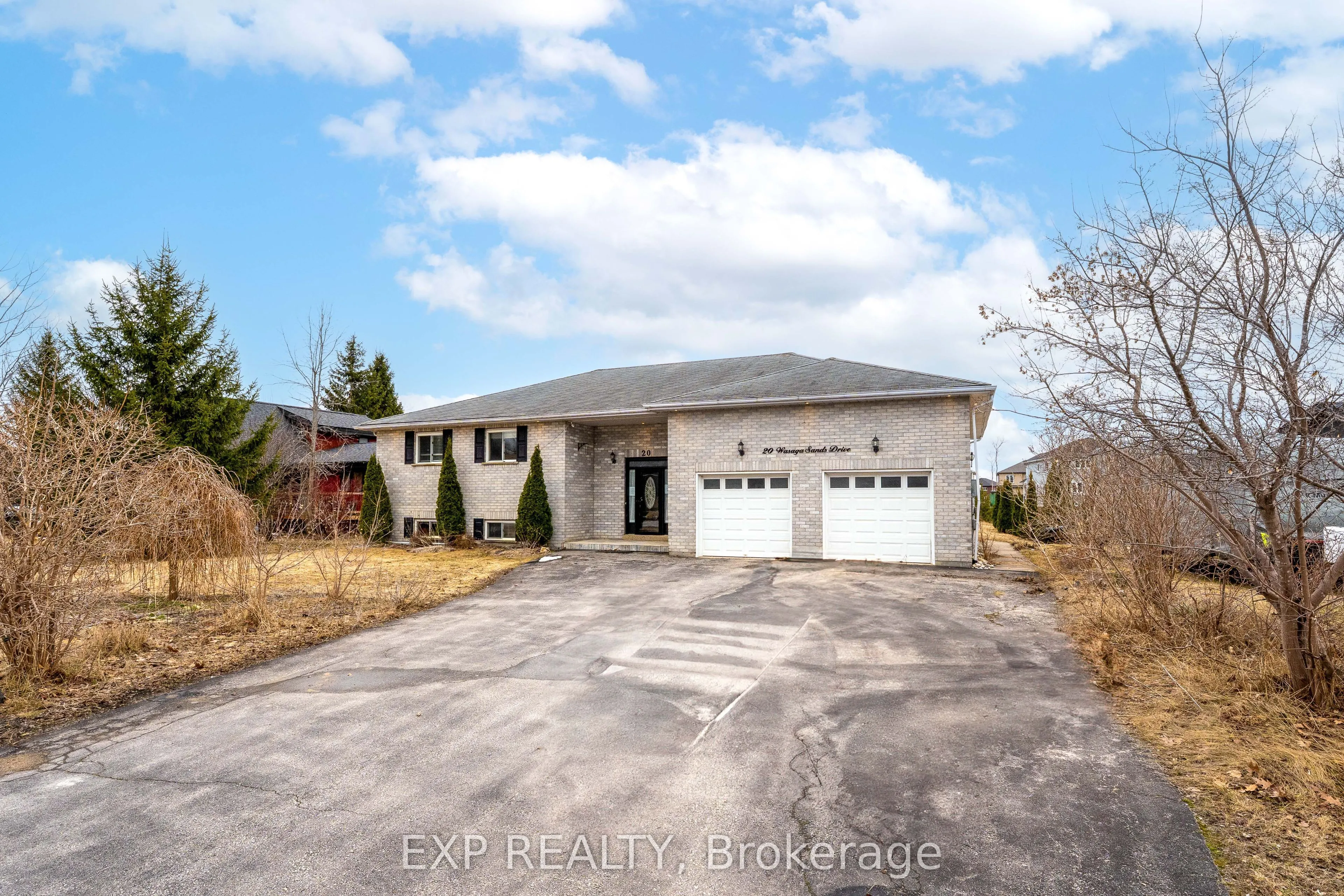 20 Wasaga Sands Drive
