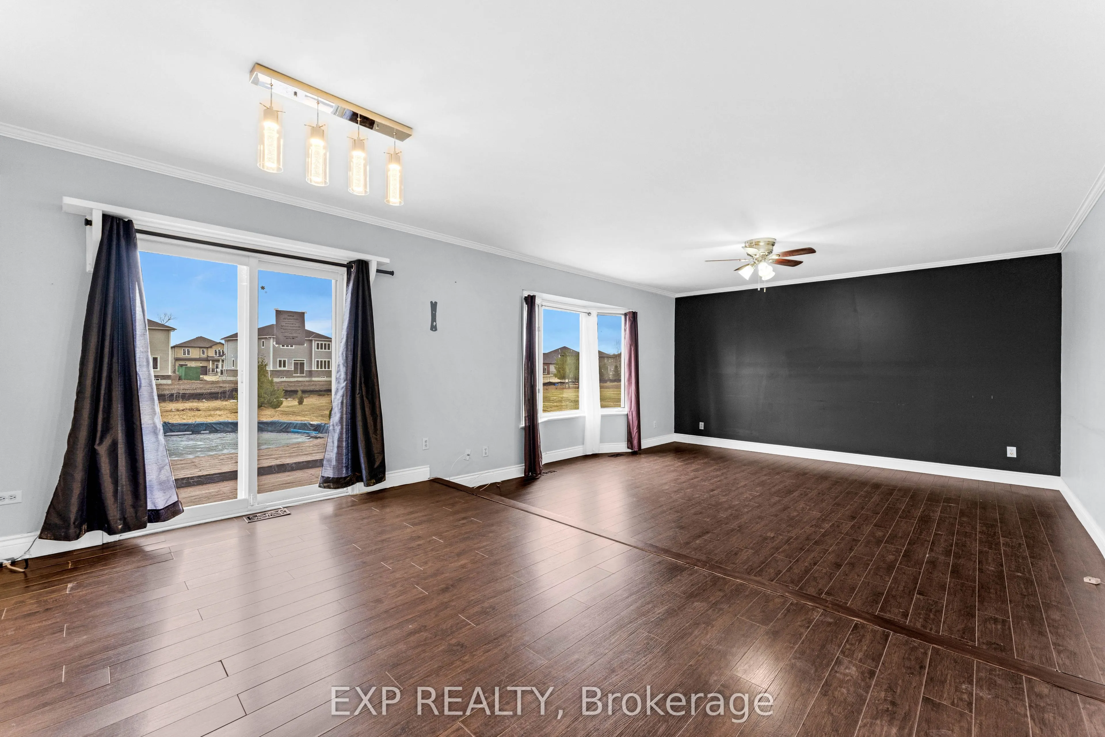 20 Wasaga Sands Drive