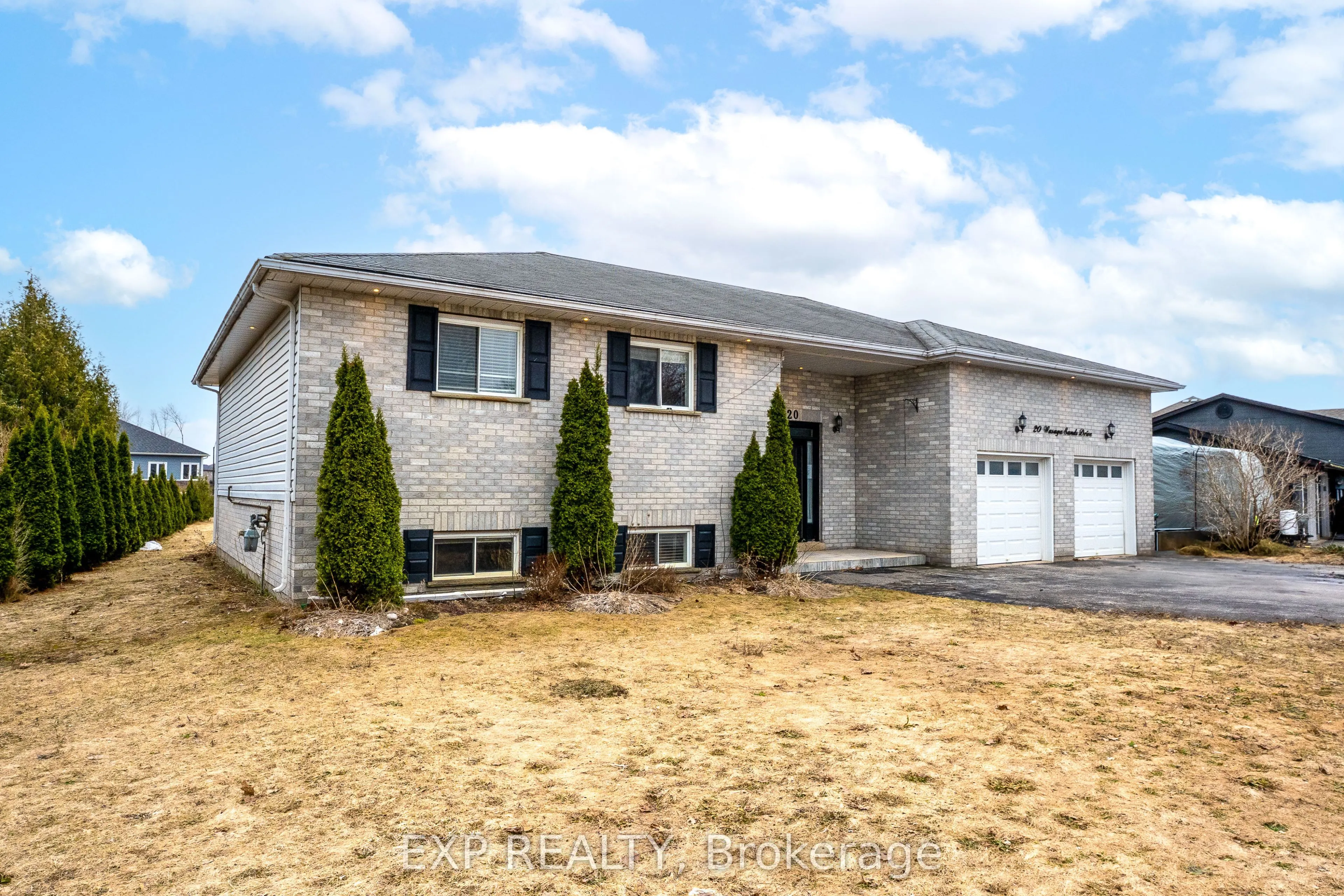 20 Wasaga Sands Drive