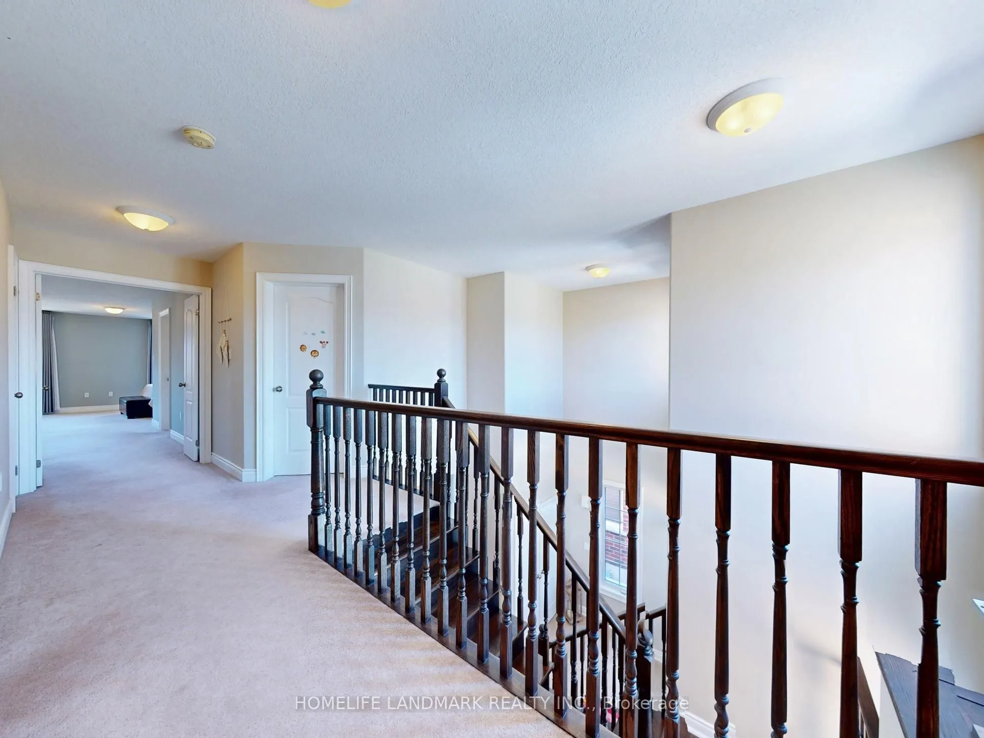 73 GRAIHAWK Drive
