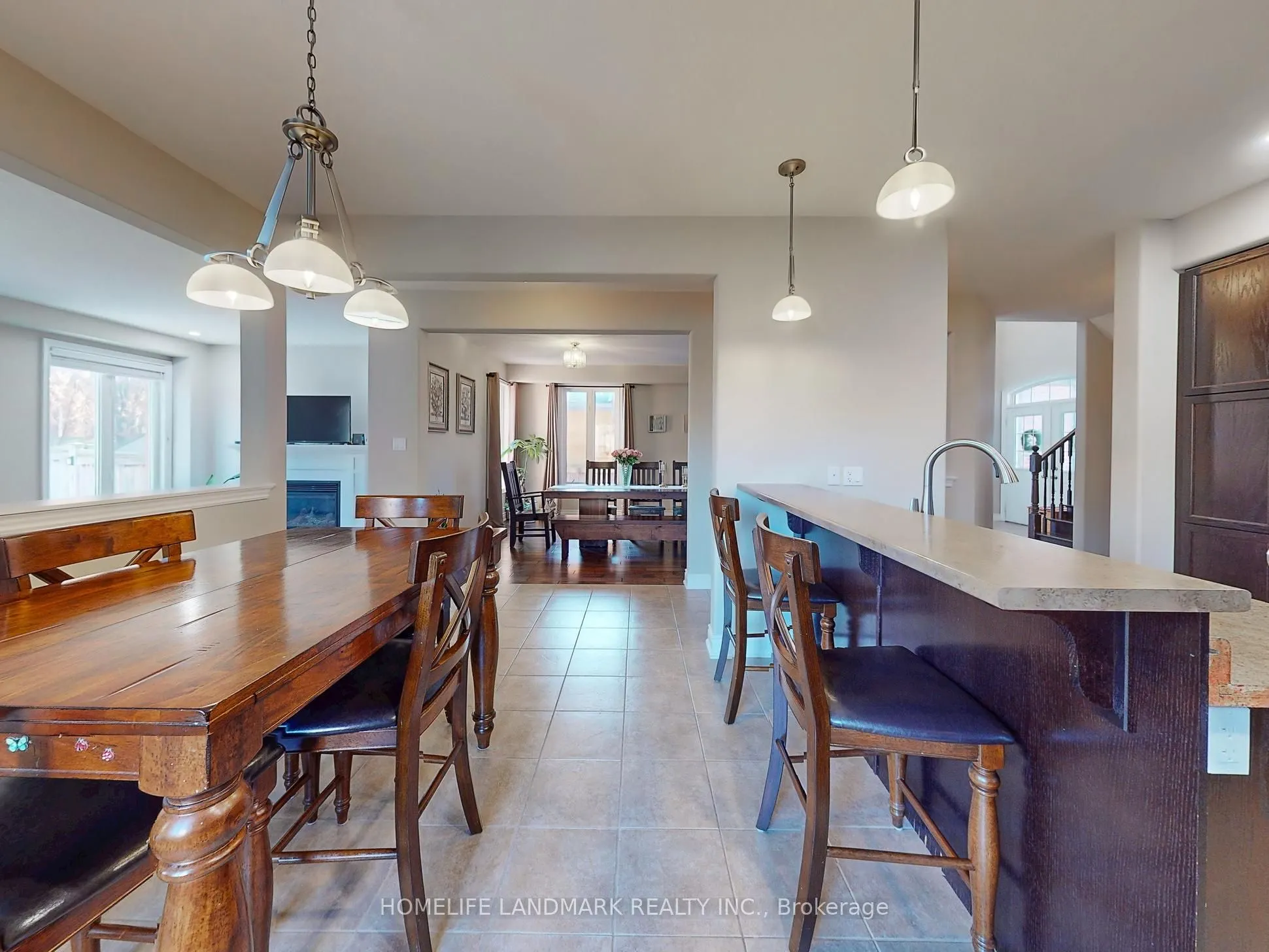 73 GRAIHAWK Drive