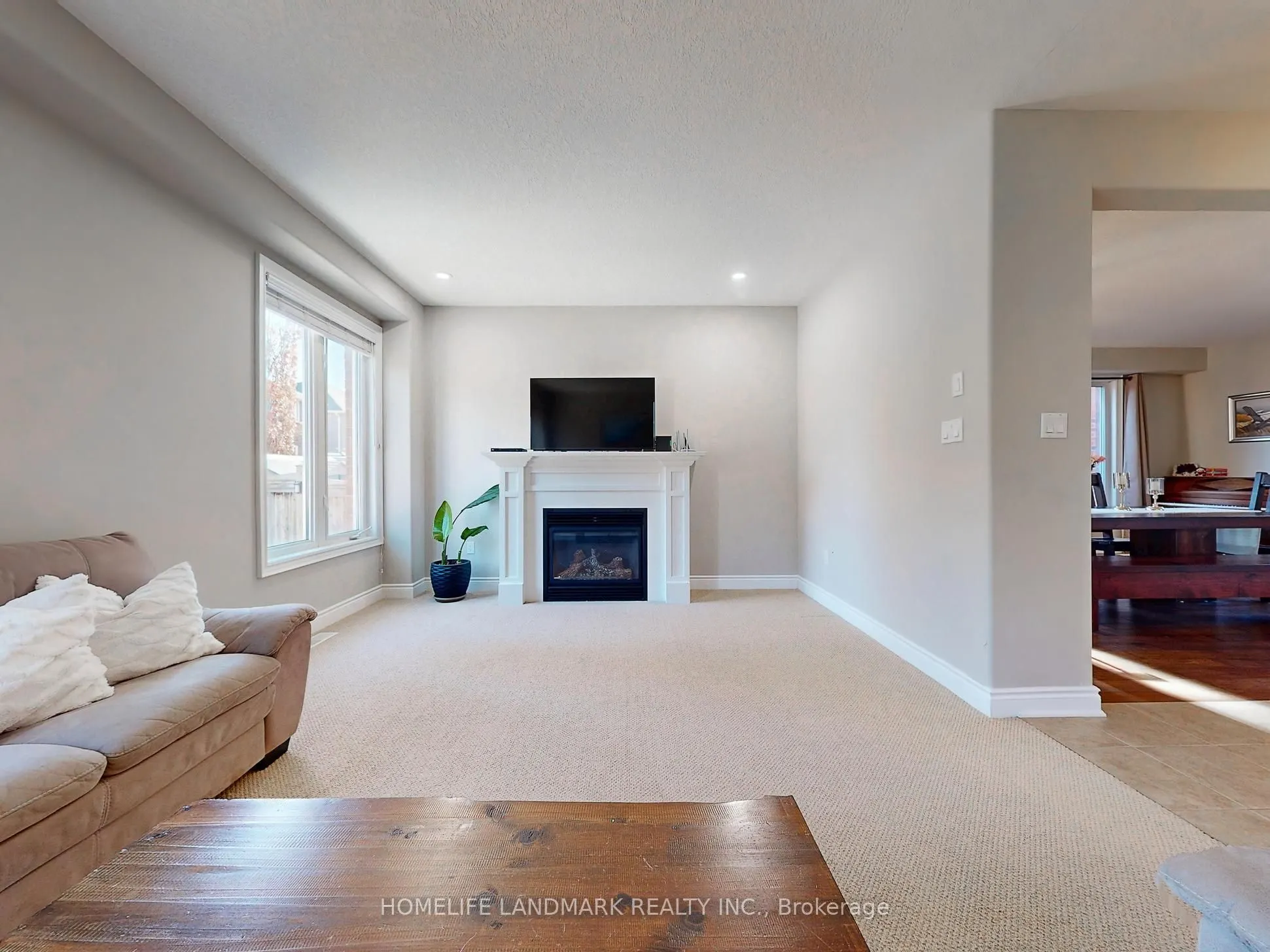 73 GRAIHAWK Drive