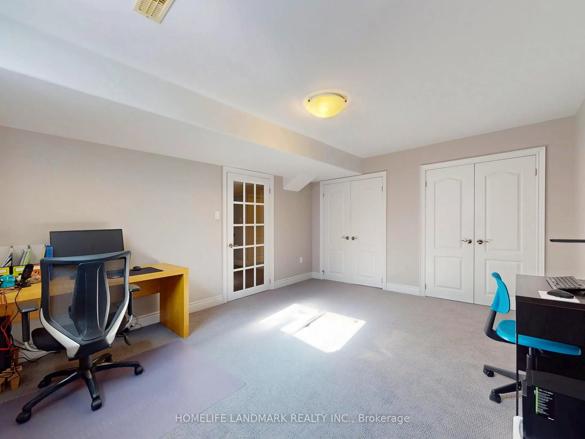 73 GRAIHAWK Drive