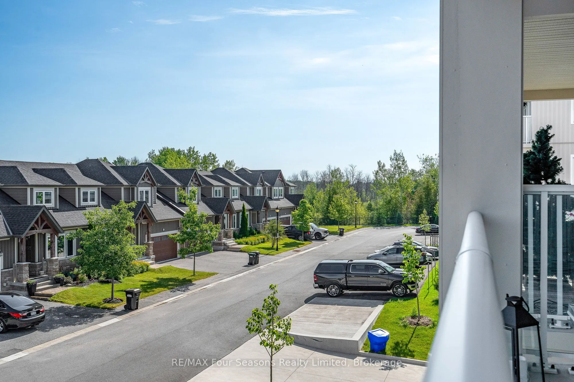 17 Spooner Crescent, #208