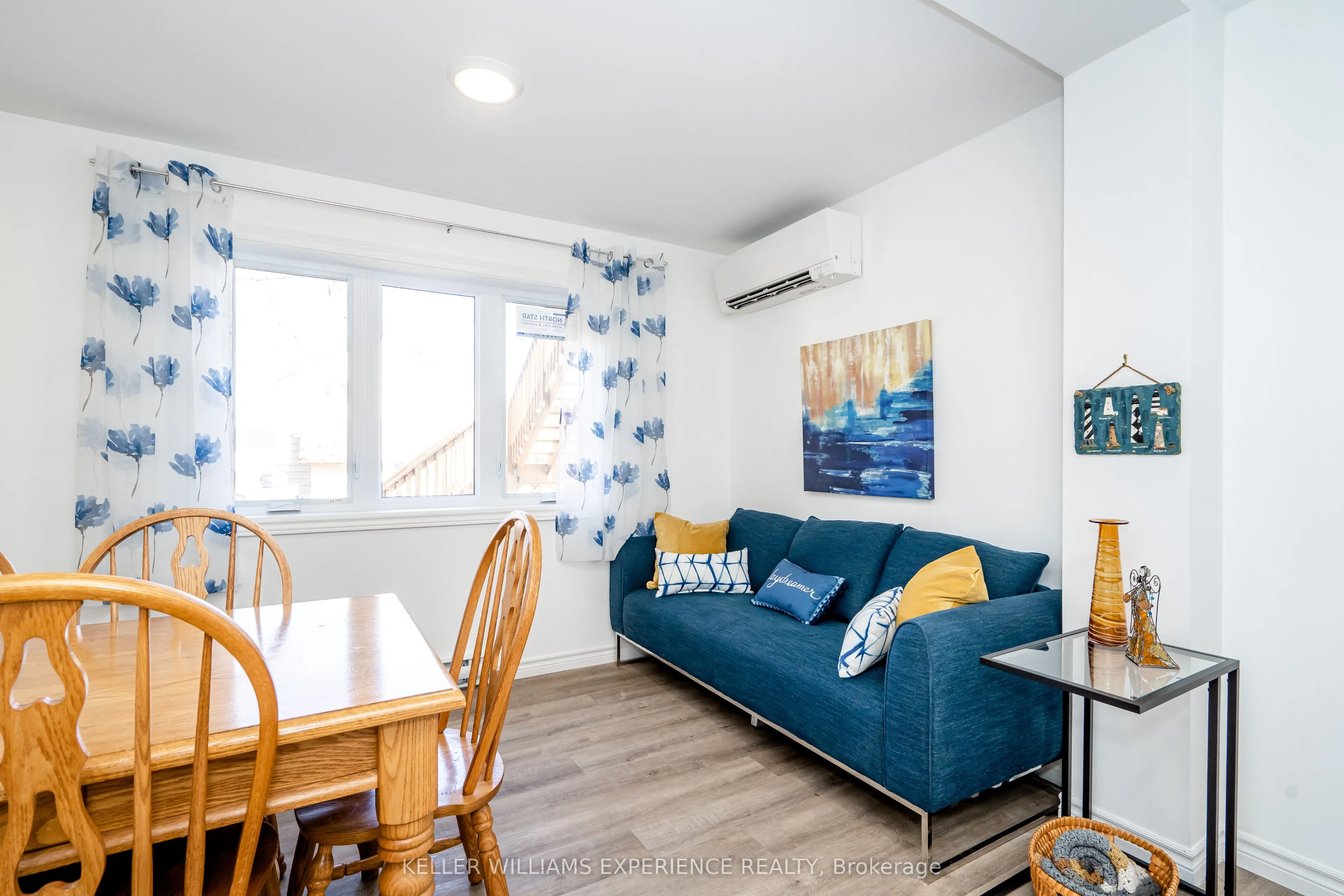 99 Colborne Street W, #C