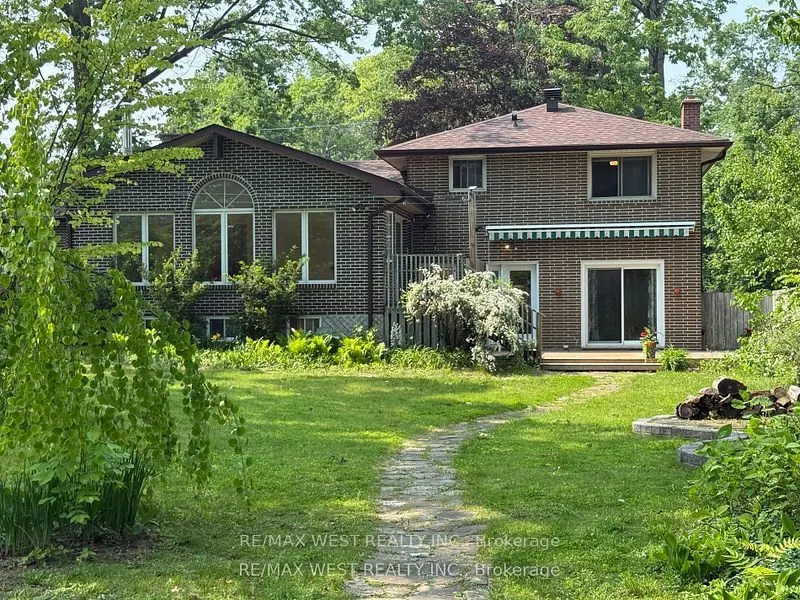 105 Shirley Avenue