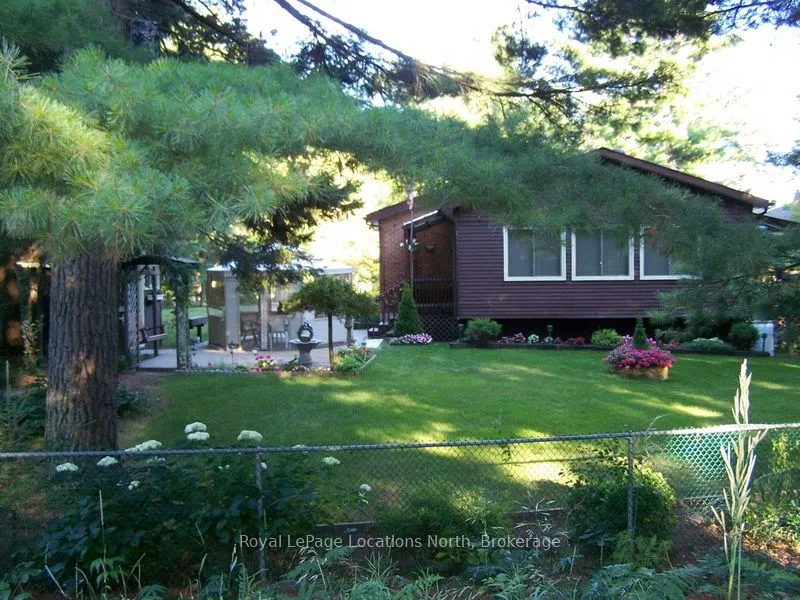 8 Ronald Avenue