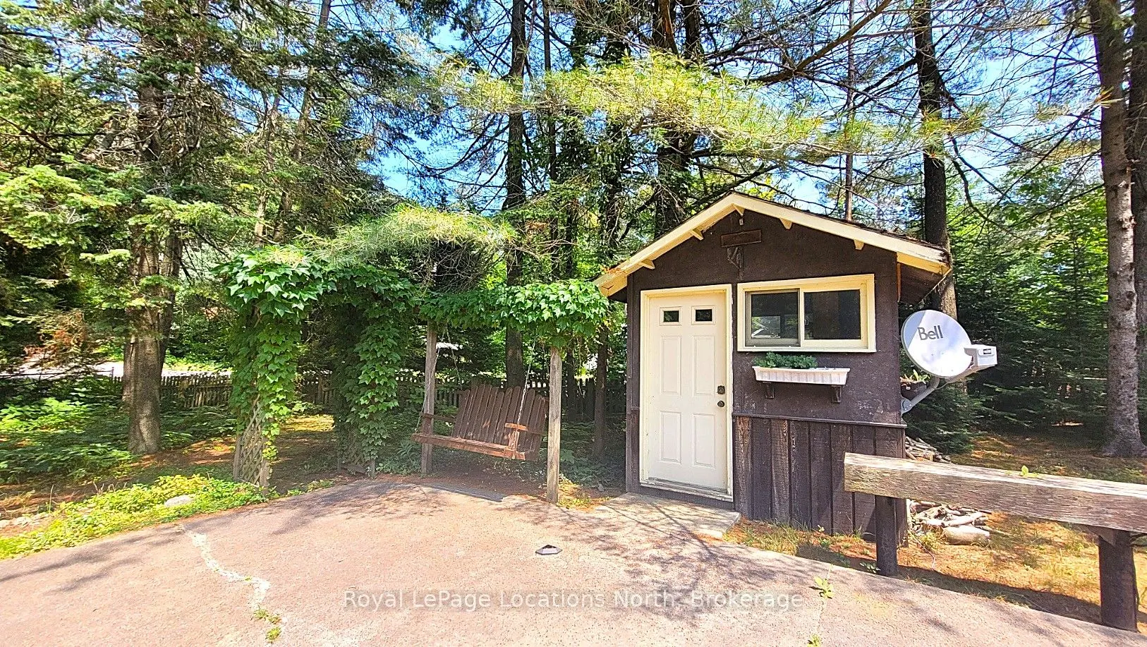 8 Ronald Avenue