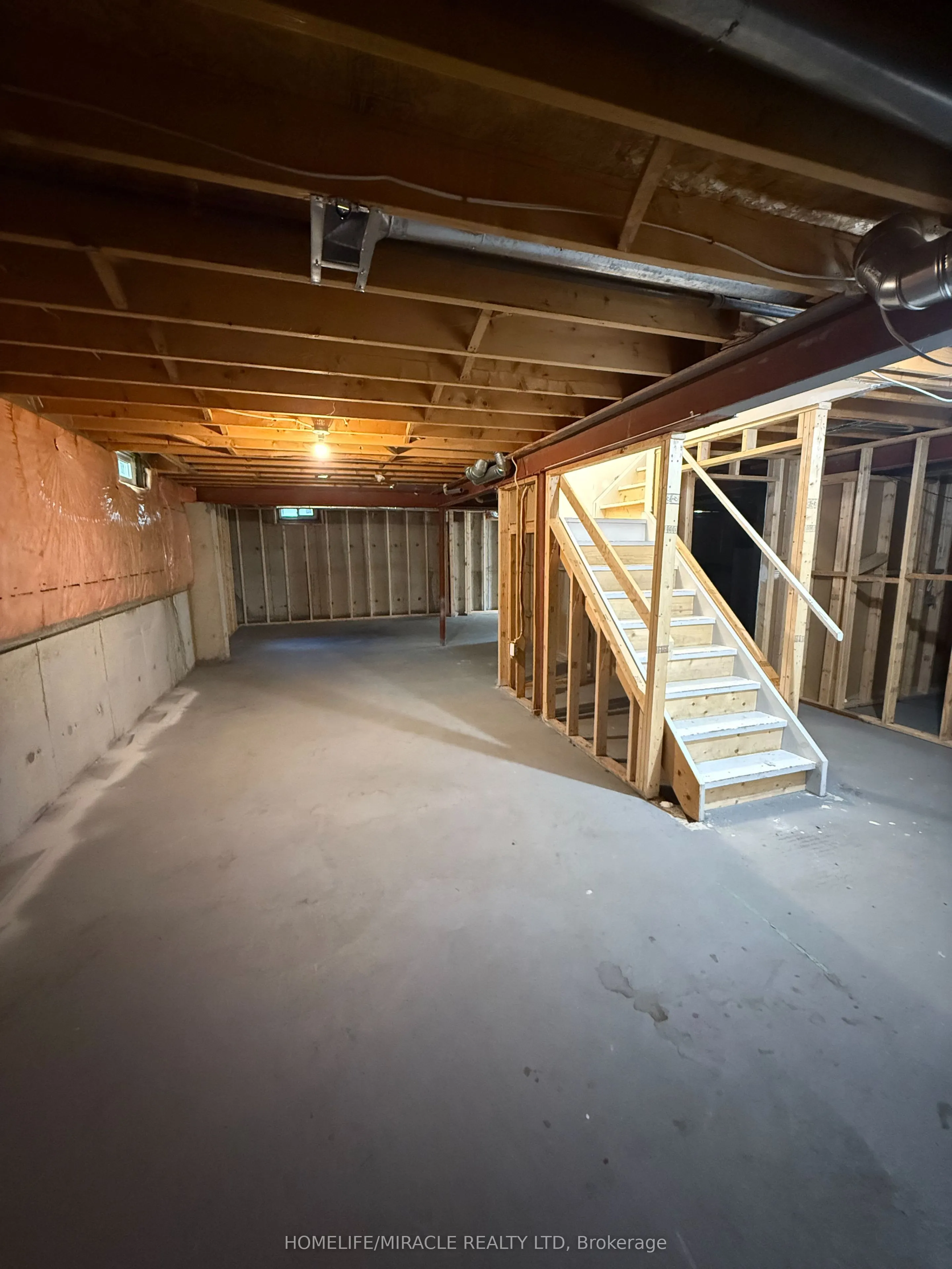 200 Livingstone Street W