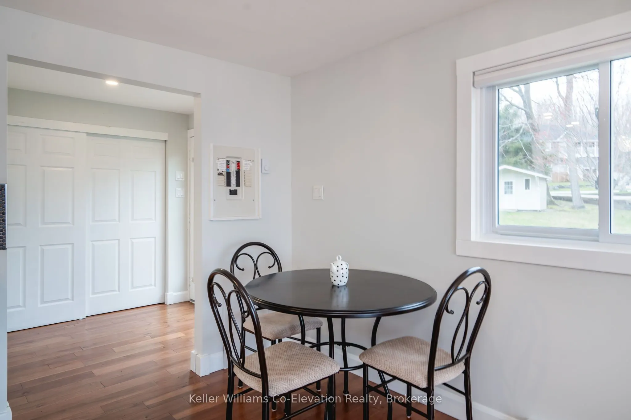 220 Robin's Point Road