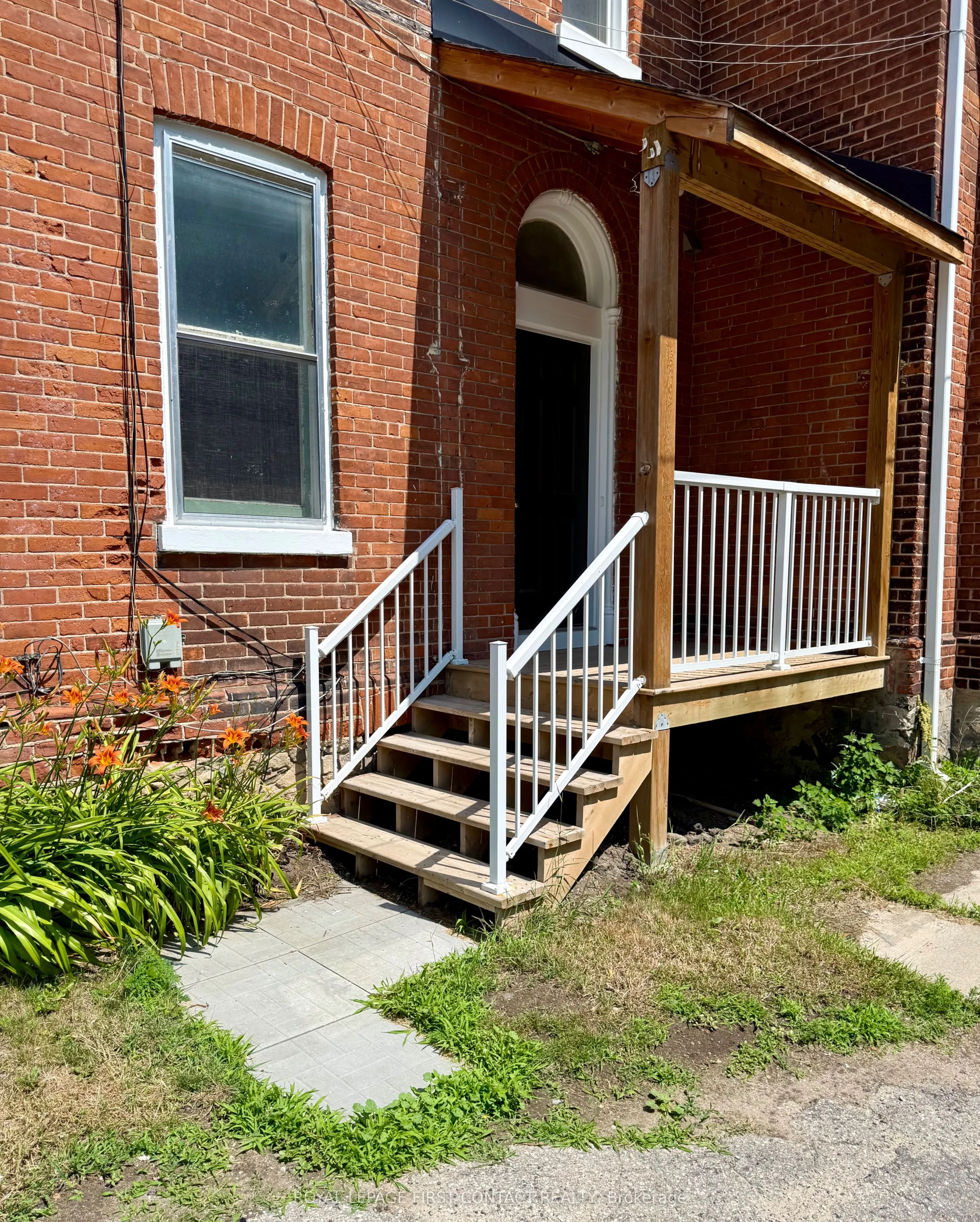 42 Toronto Street, #2