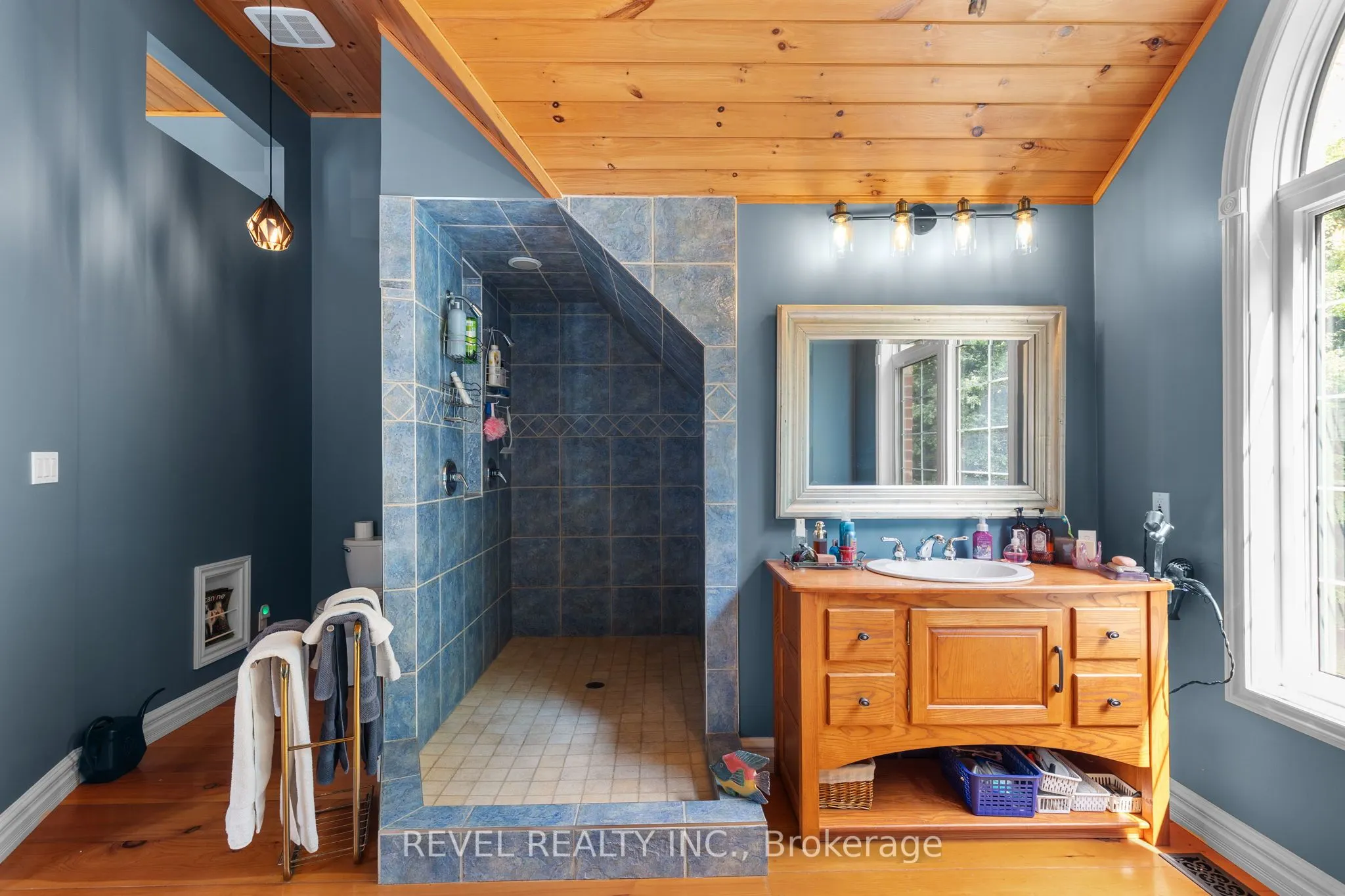 1385 Baseline Road