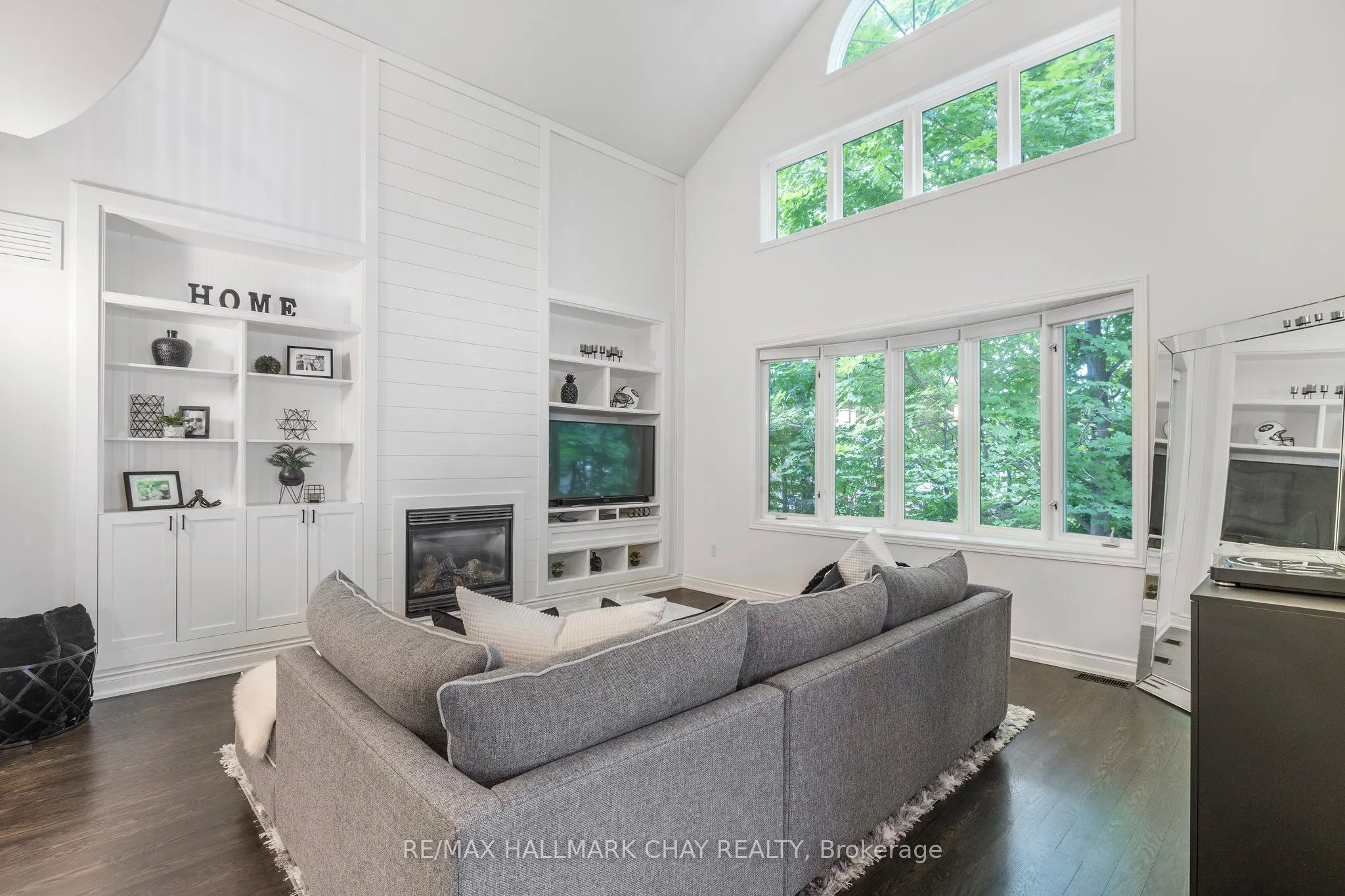 14 Oakmont Avenue