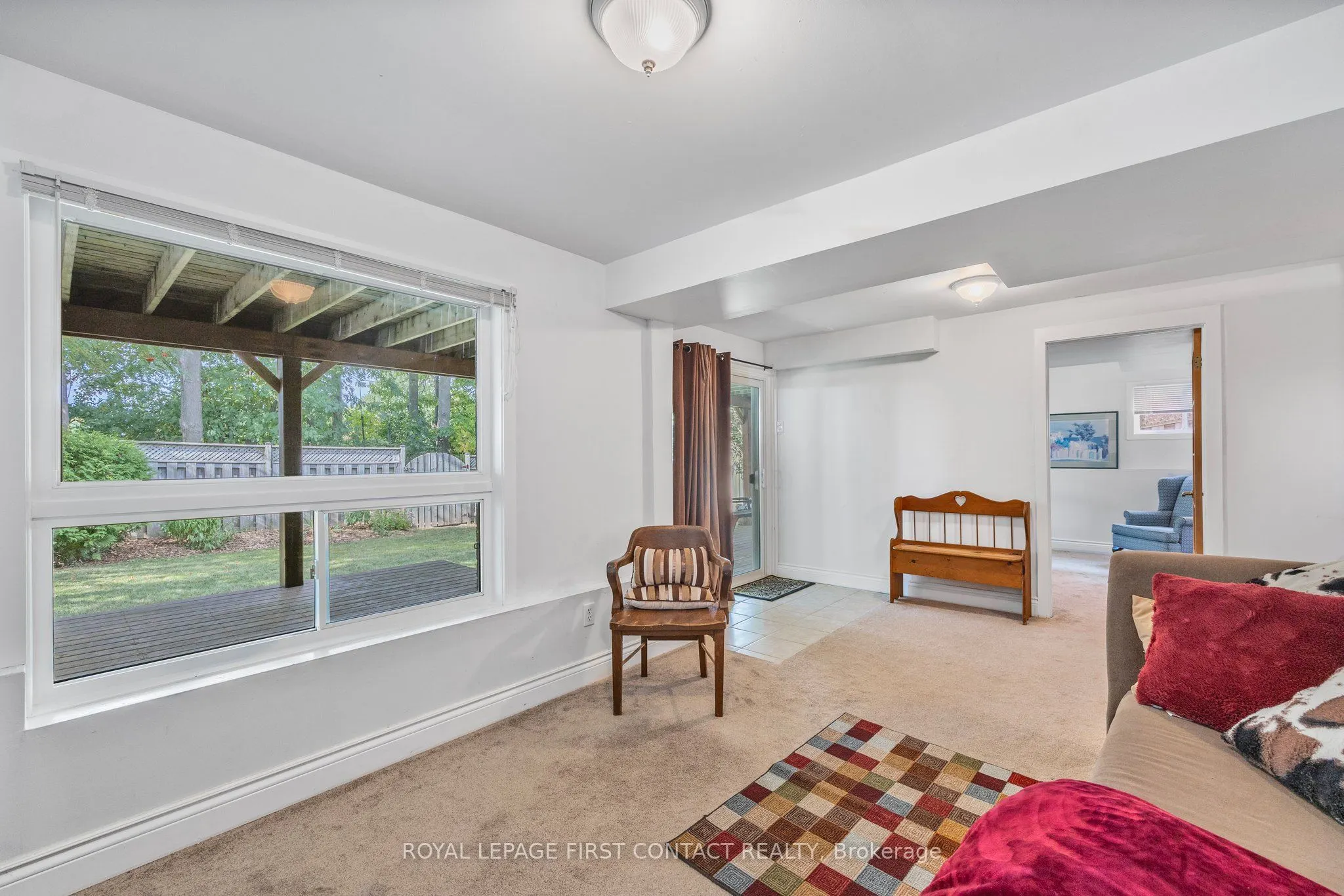 298 Livingstone Street W