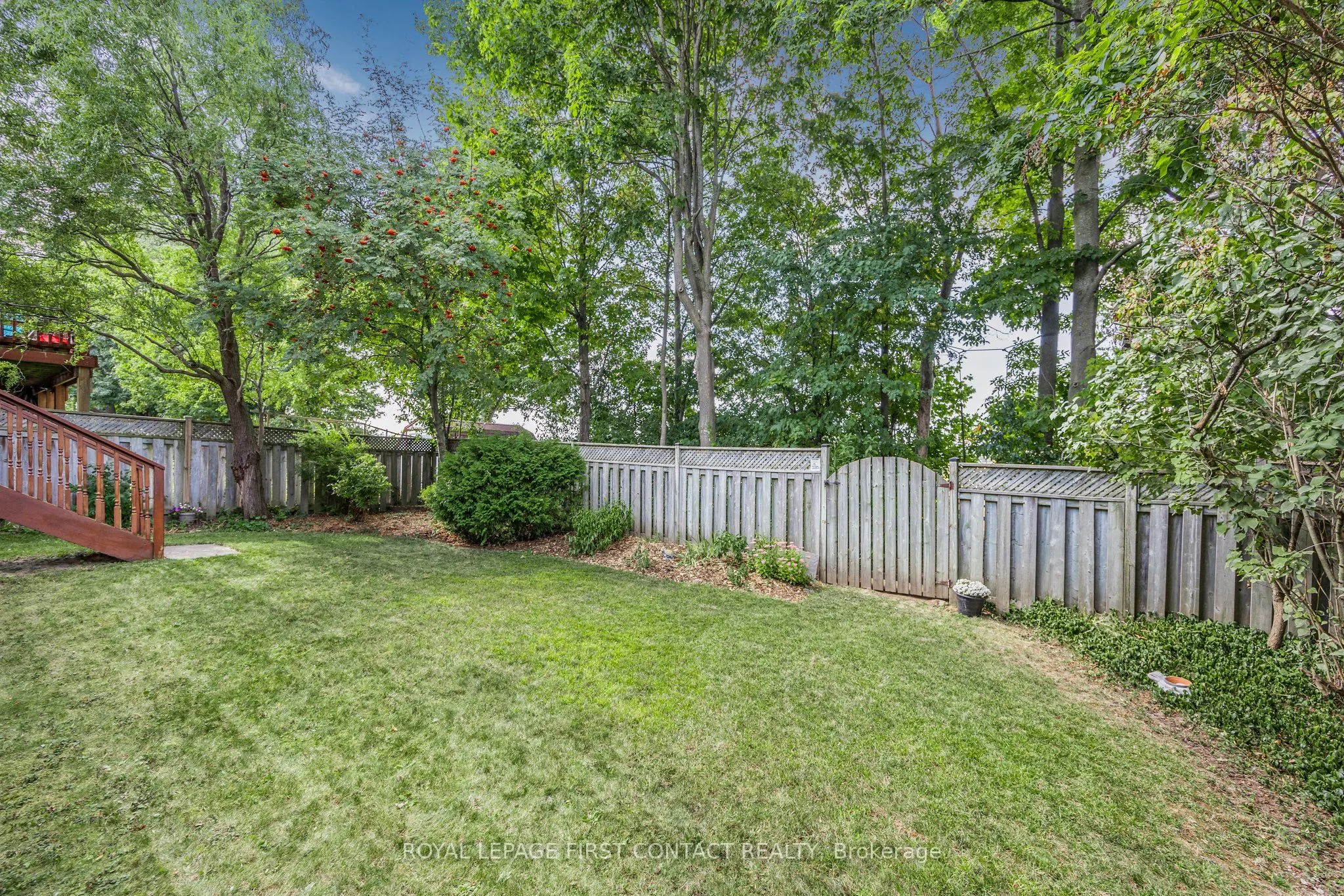 298 Livingstone Street W