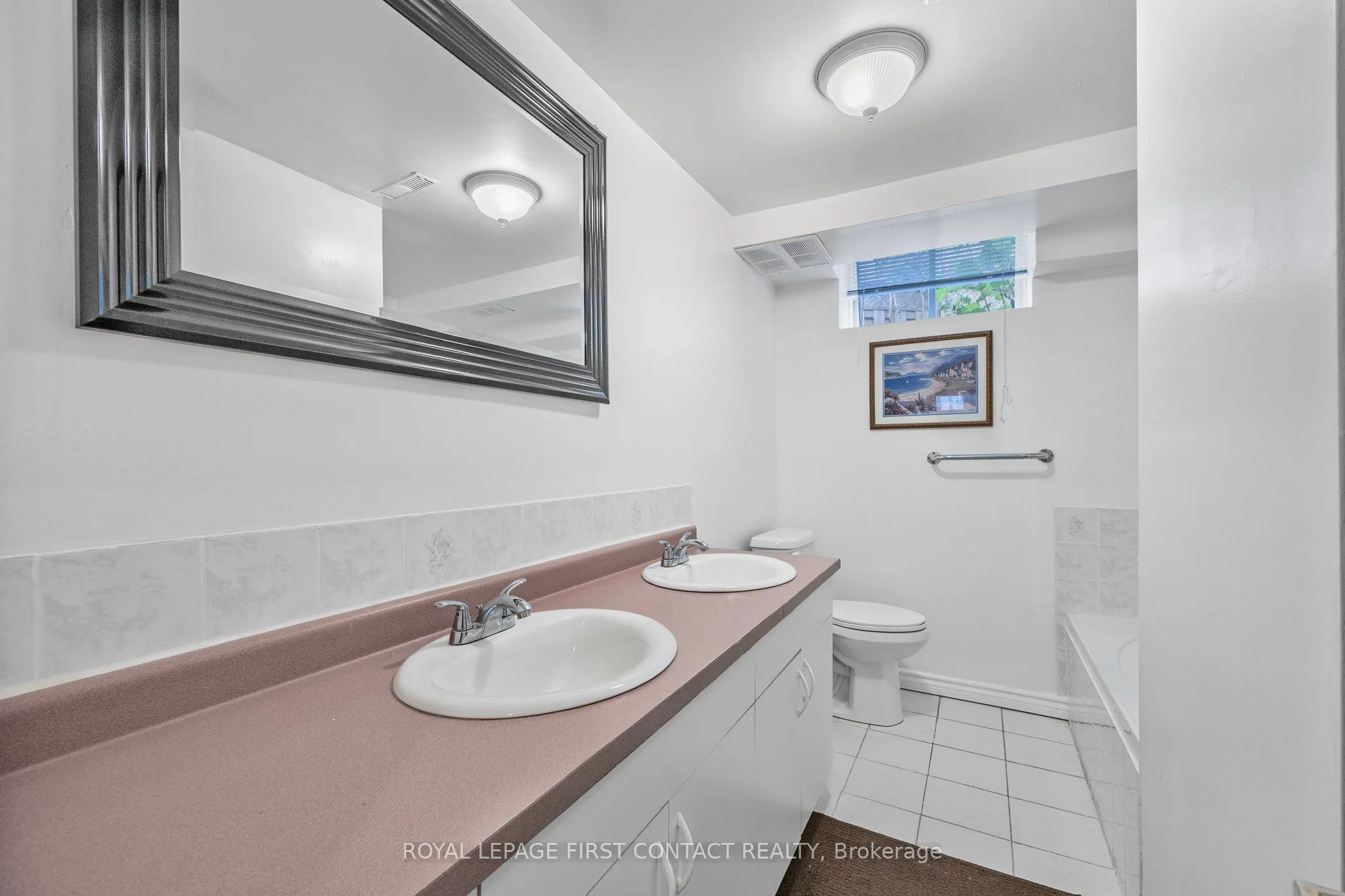 298 Livingstone Street W