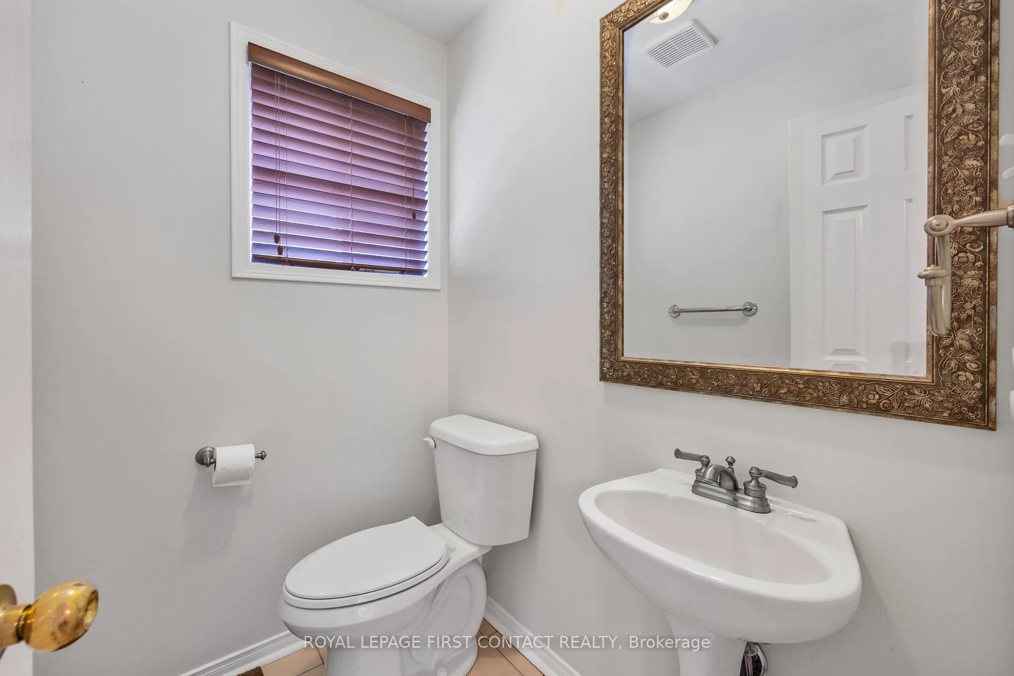 298 Livingstone Street W