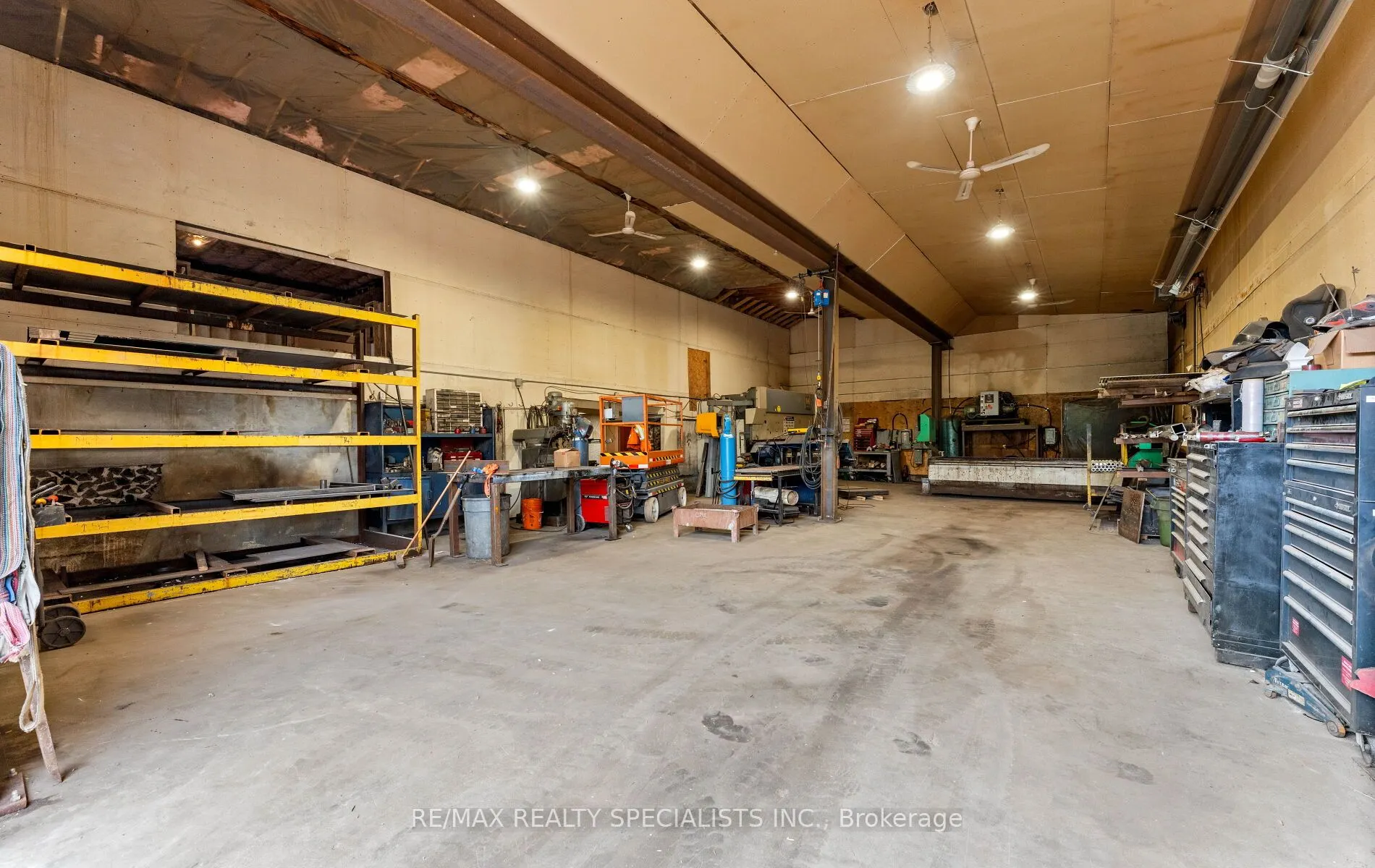 220 Queen Street W
