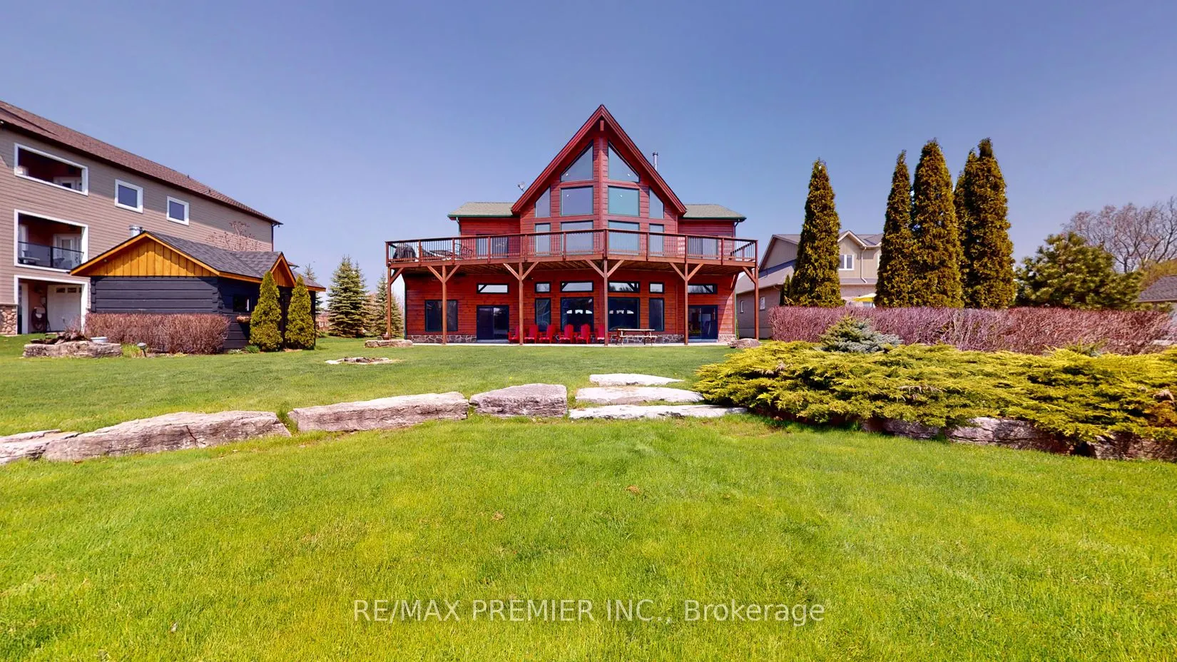 31 Paradise Boulevard