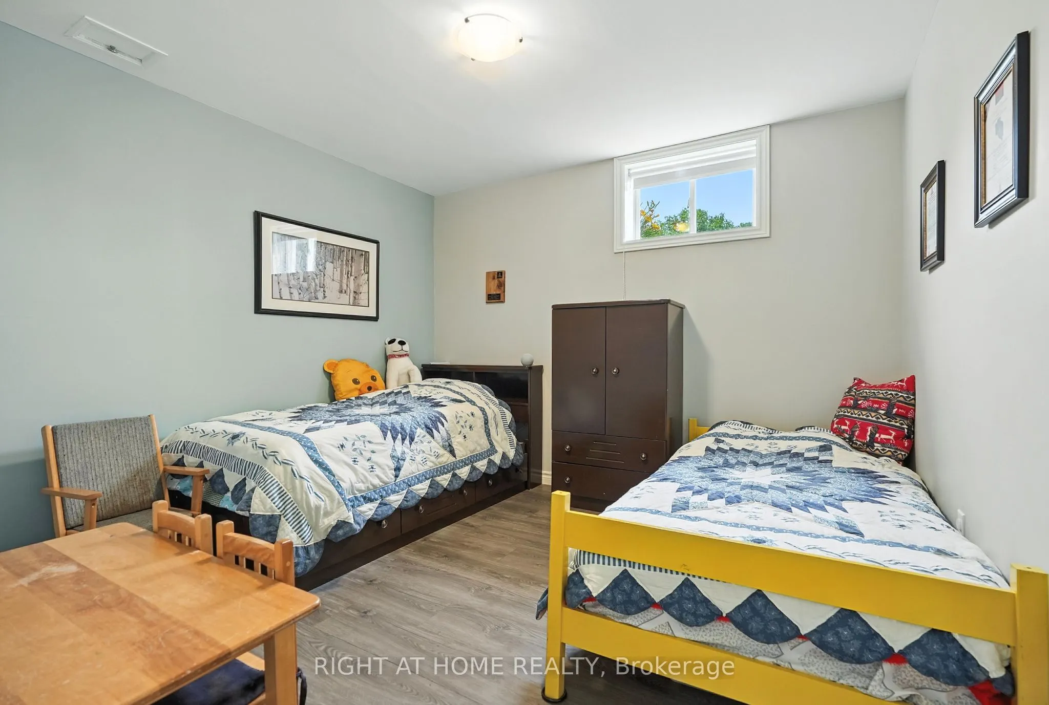 16 O'neill Circle