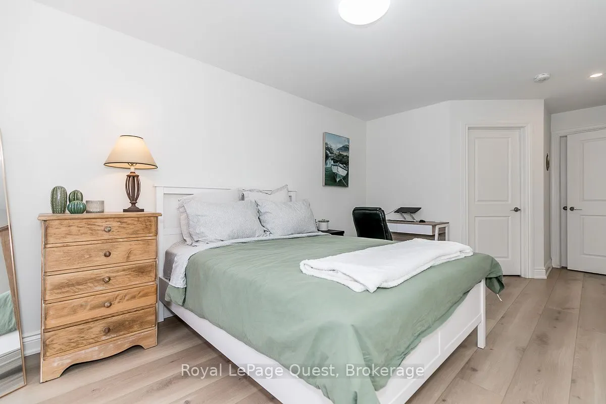 21 Rosy Beach Court
