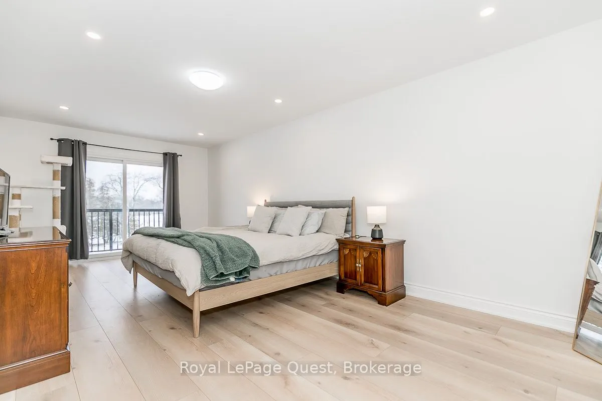 21 Rosy Beach Court