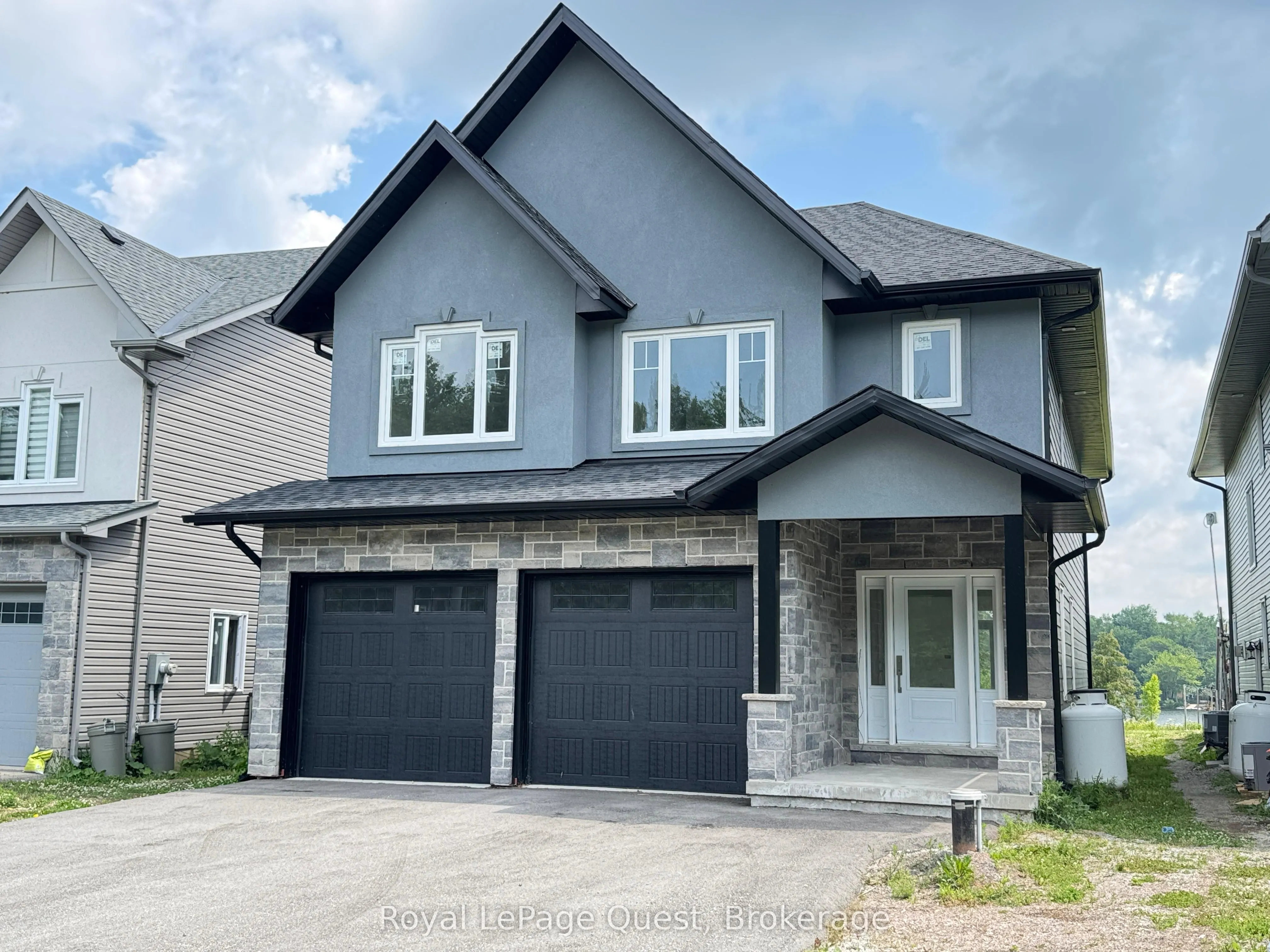 21 Rosy Beach Court