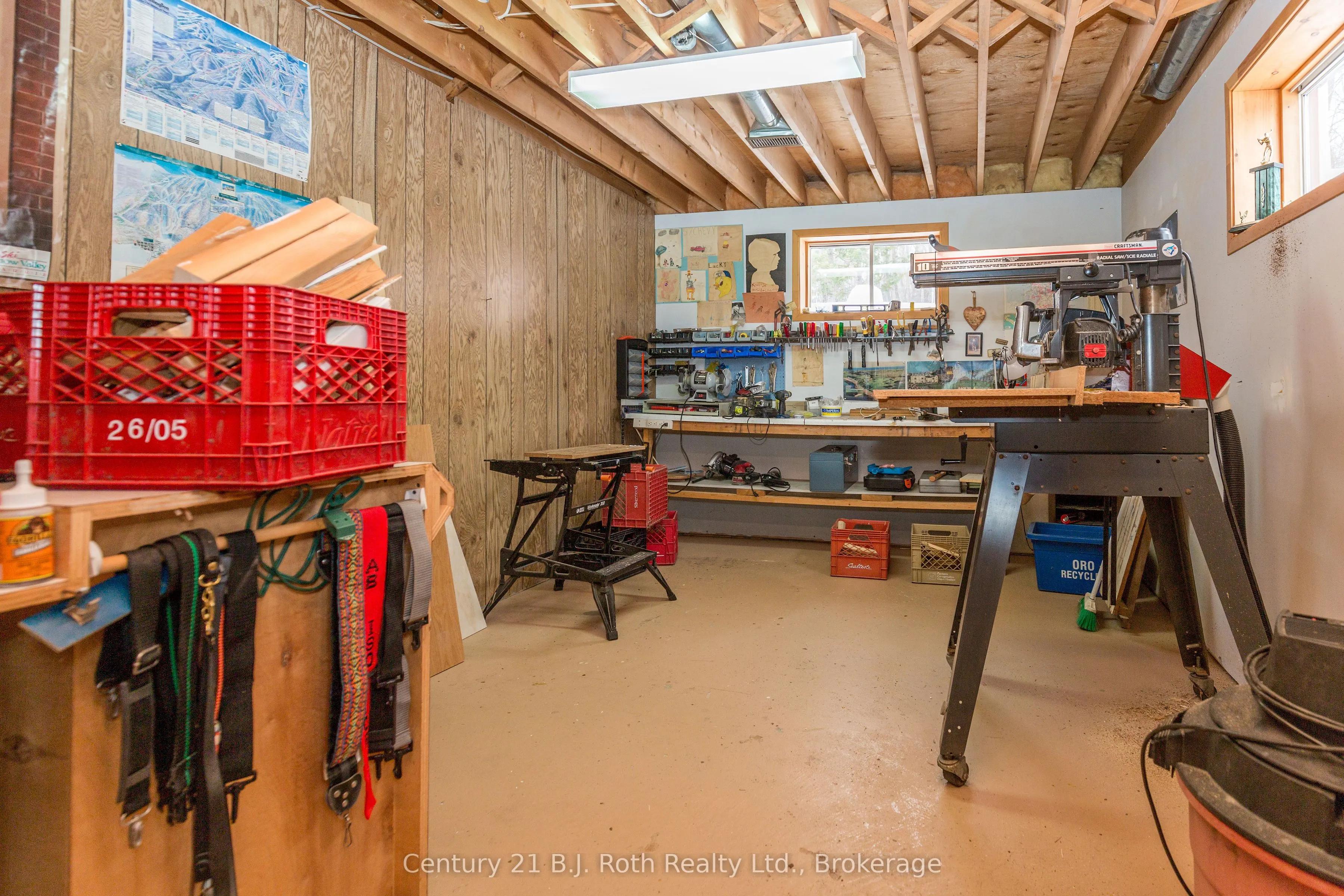 170 Lakeshore Road W