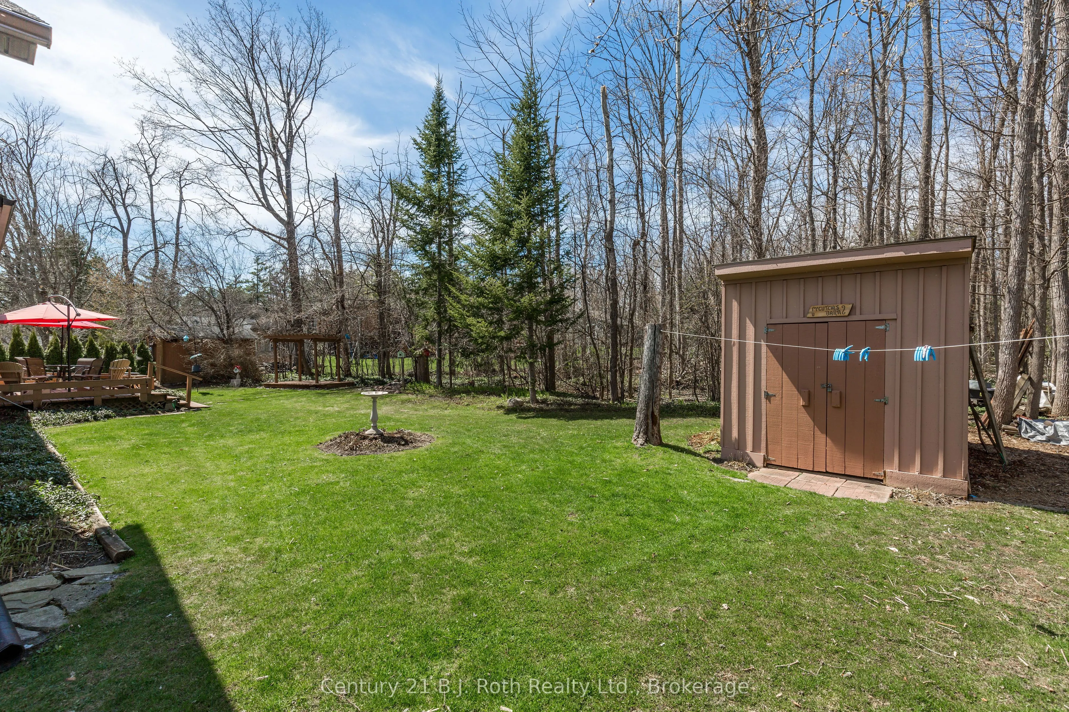 170 Lakeshore Road W