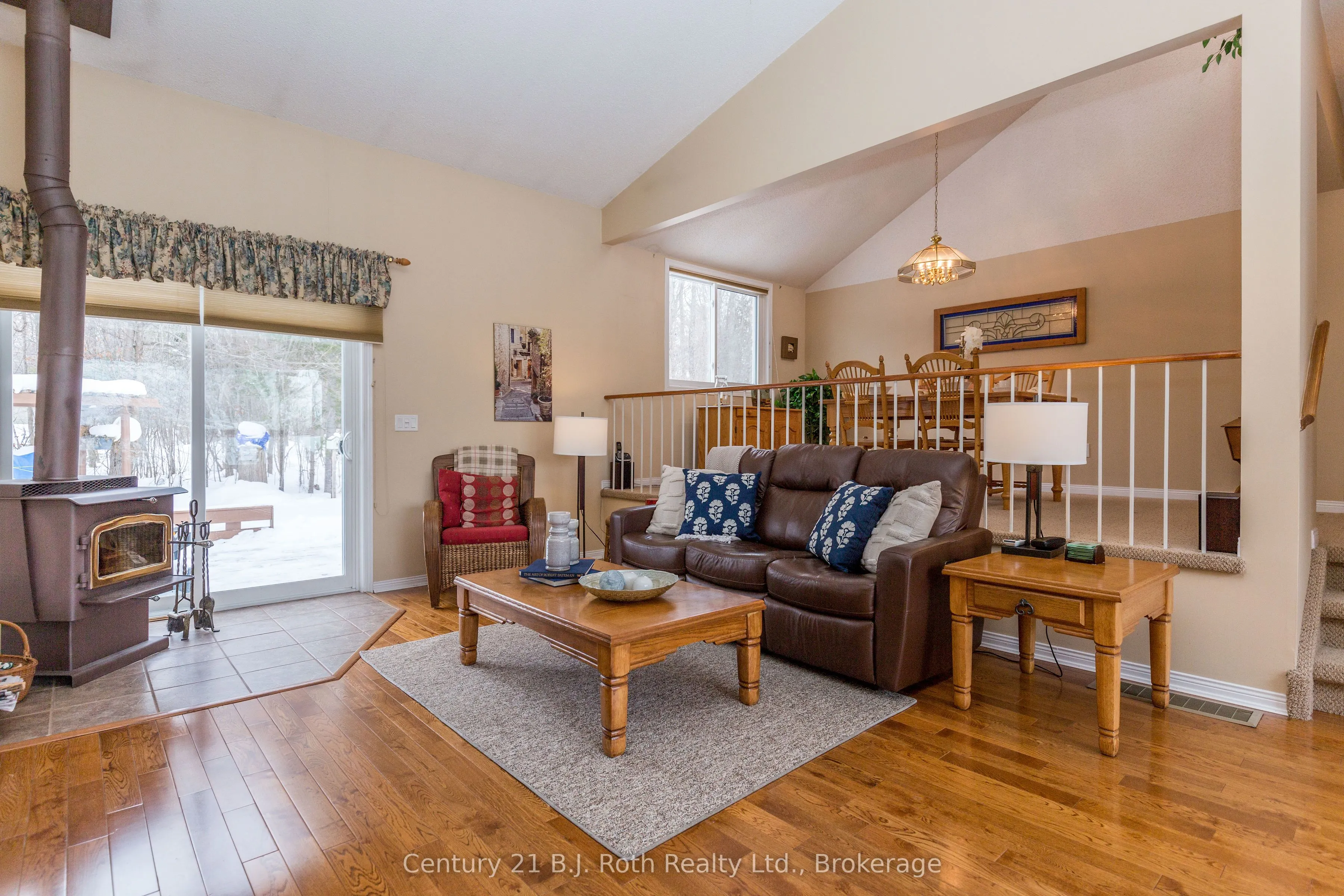 170 Lakeshore Road W