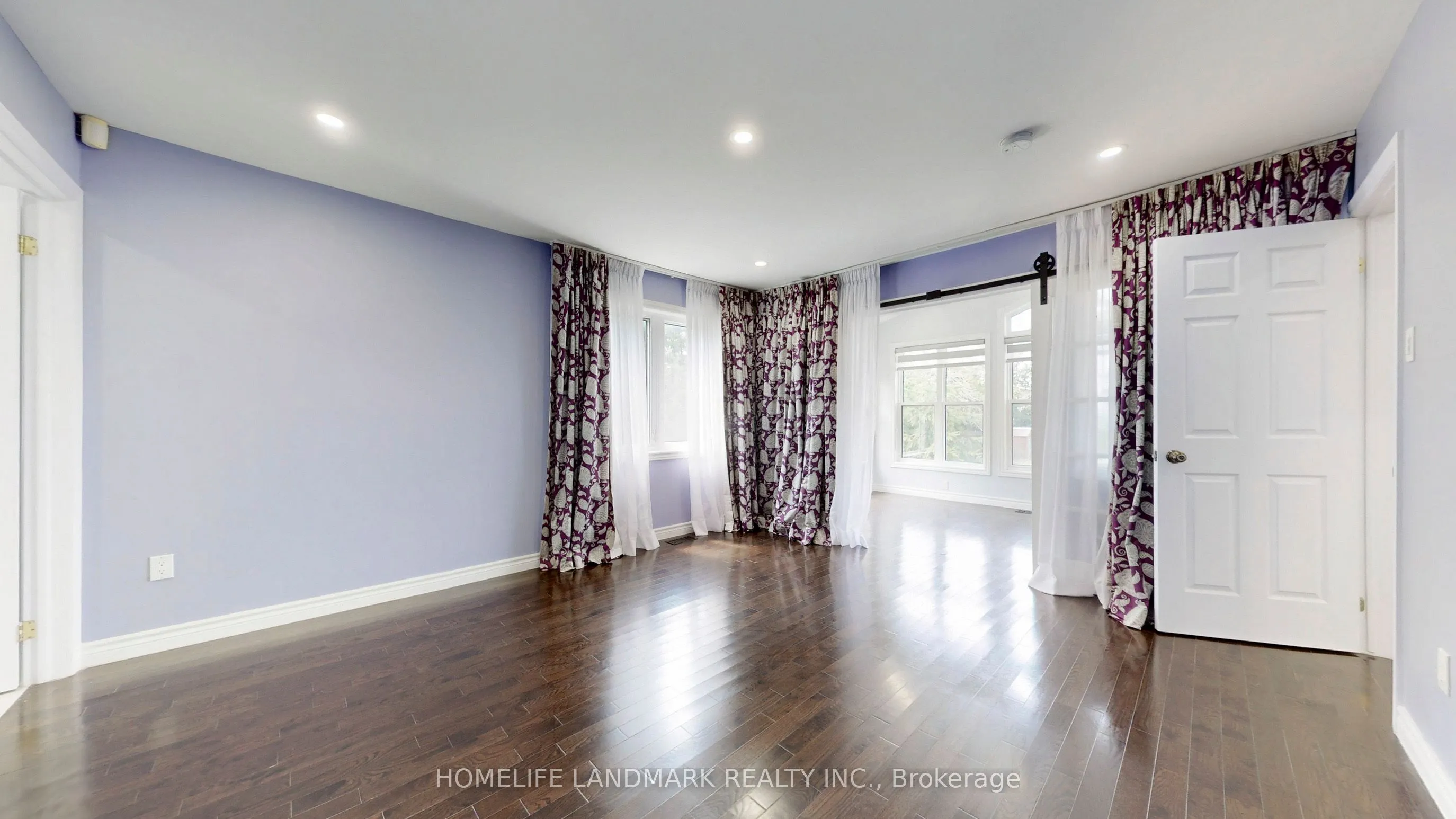 1662 Lakeshore Drive