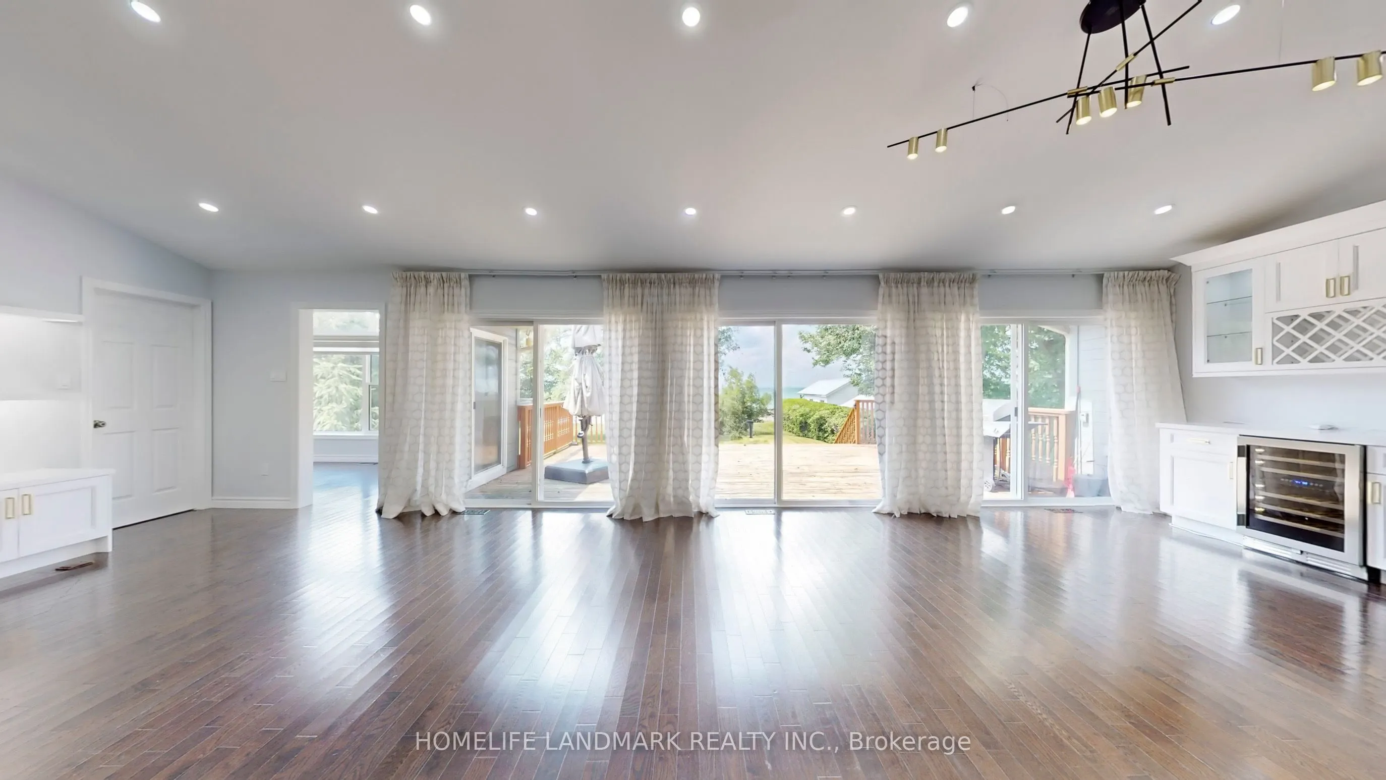 1662 Lakeshore Drive