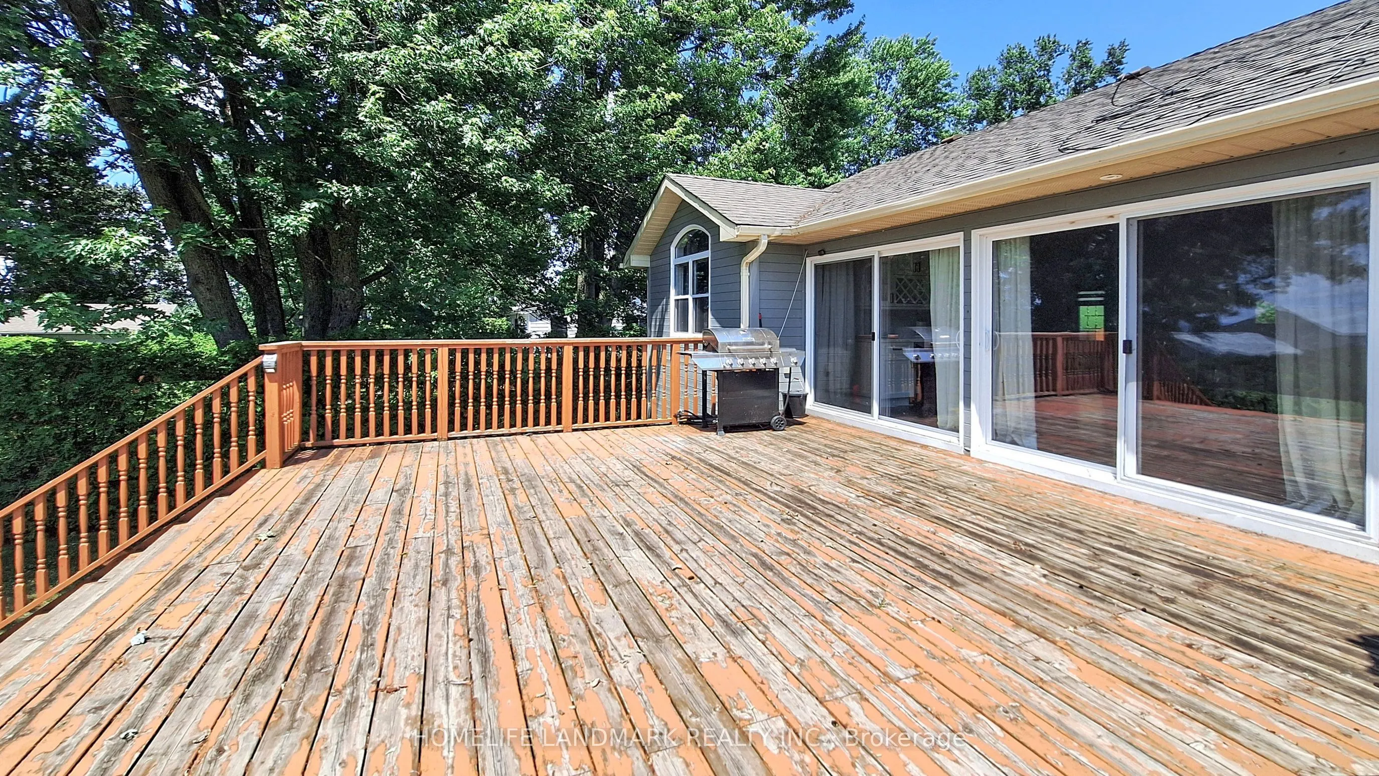 1662 Lakeshore Drive