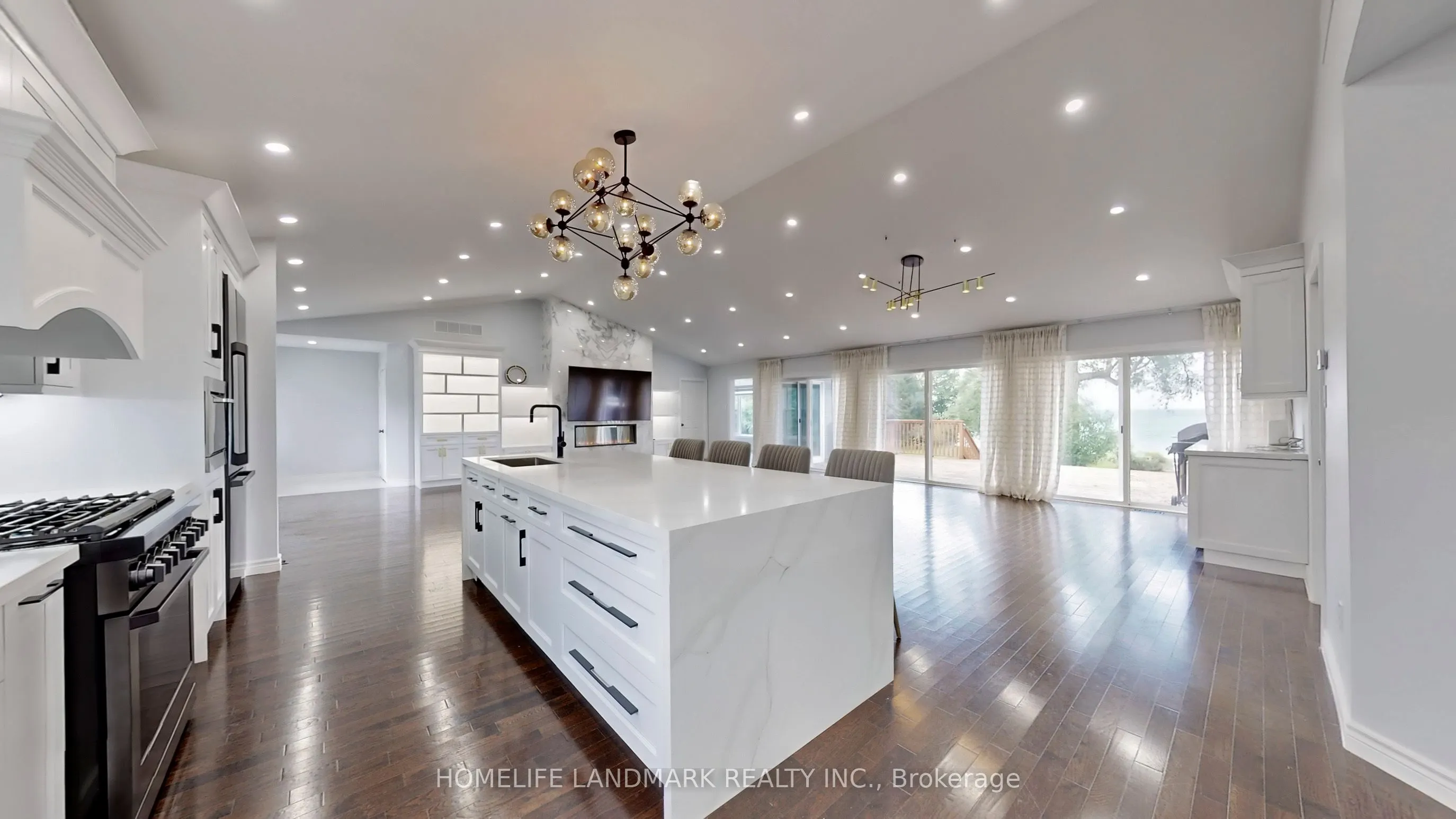 1662 Lakeshore Drive
