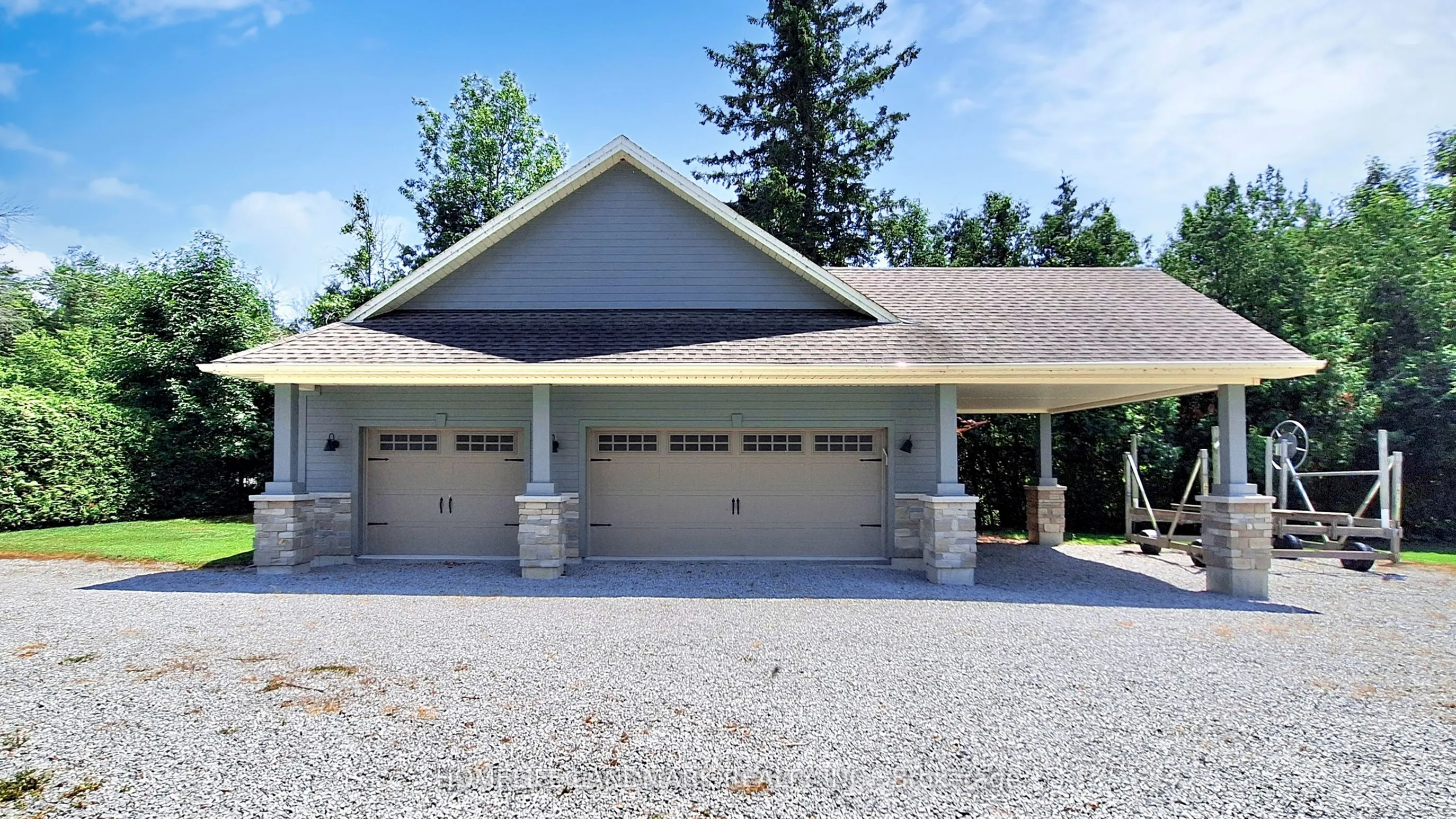 1662 Lakeshore Drive