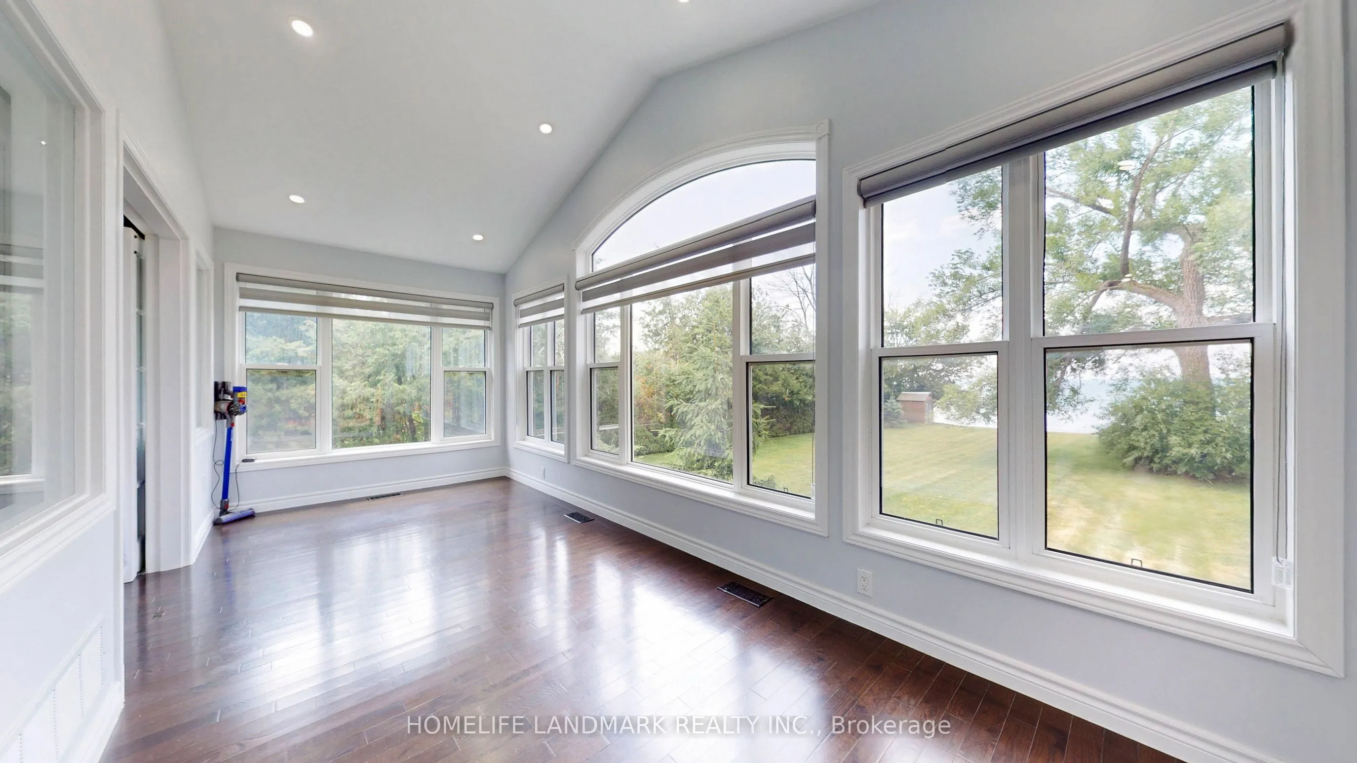1662 Lakeshore Drive