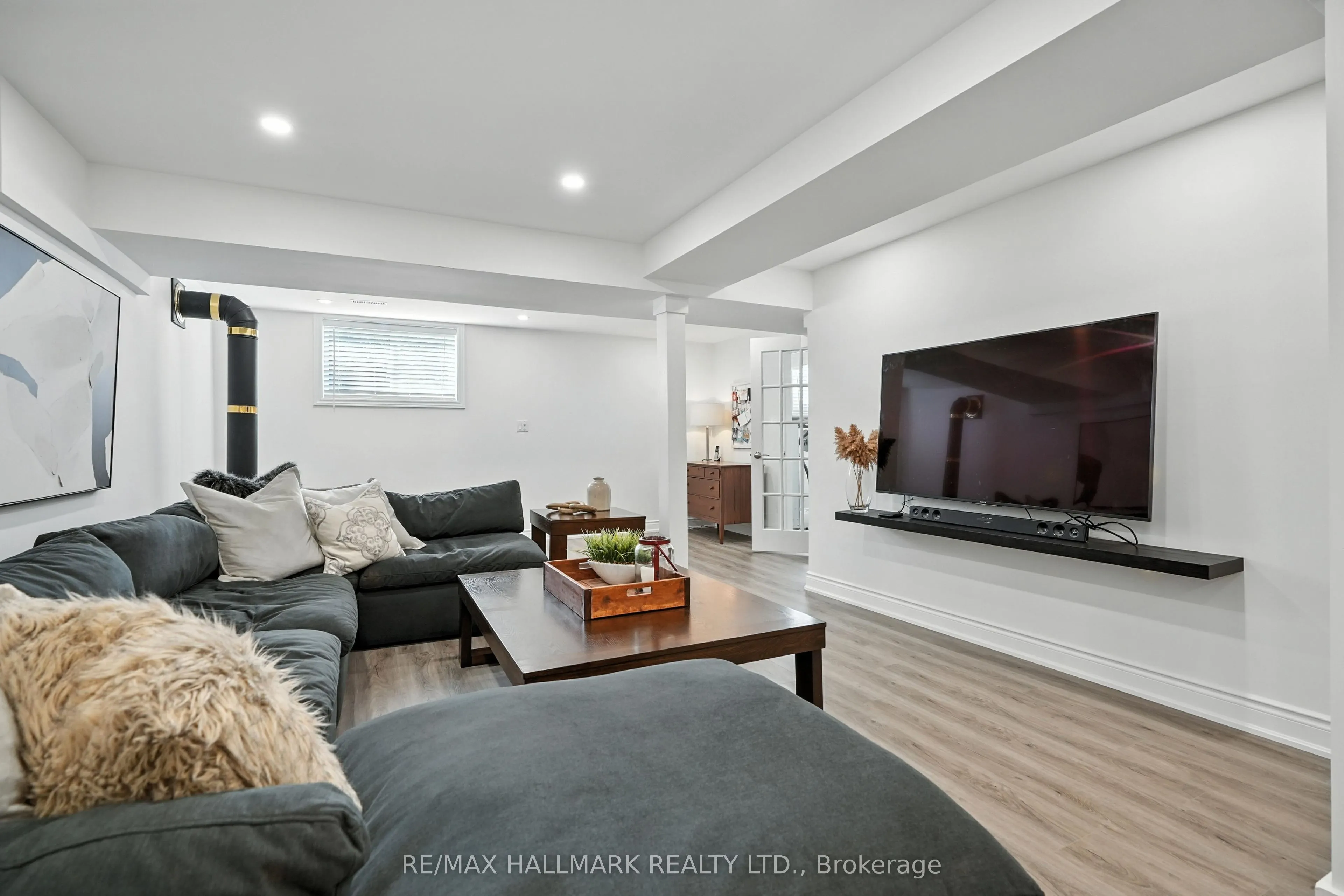 50 Black Willow Drive