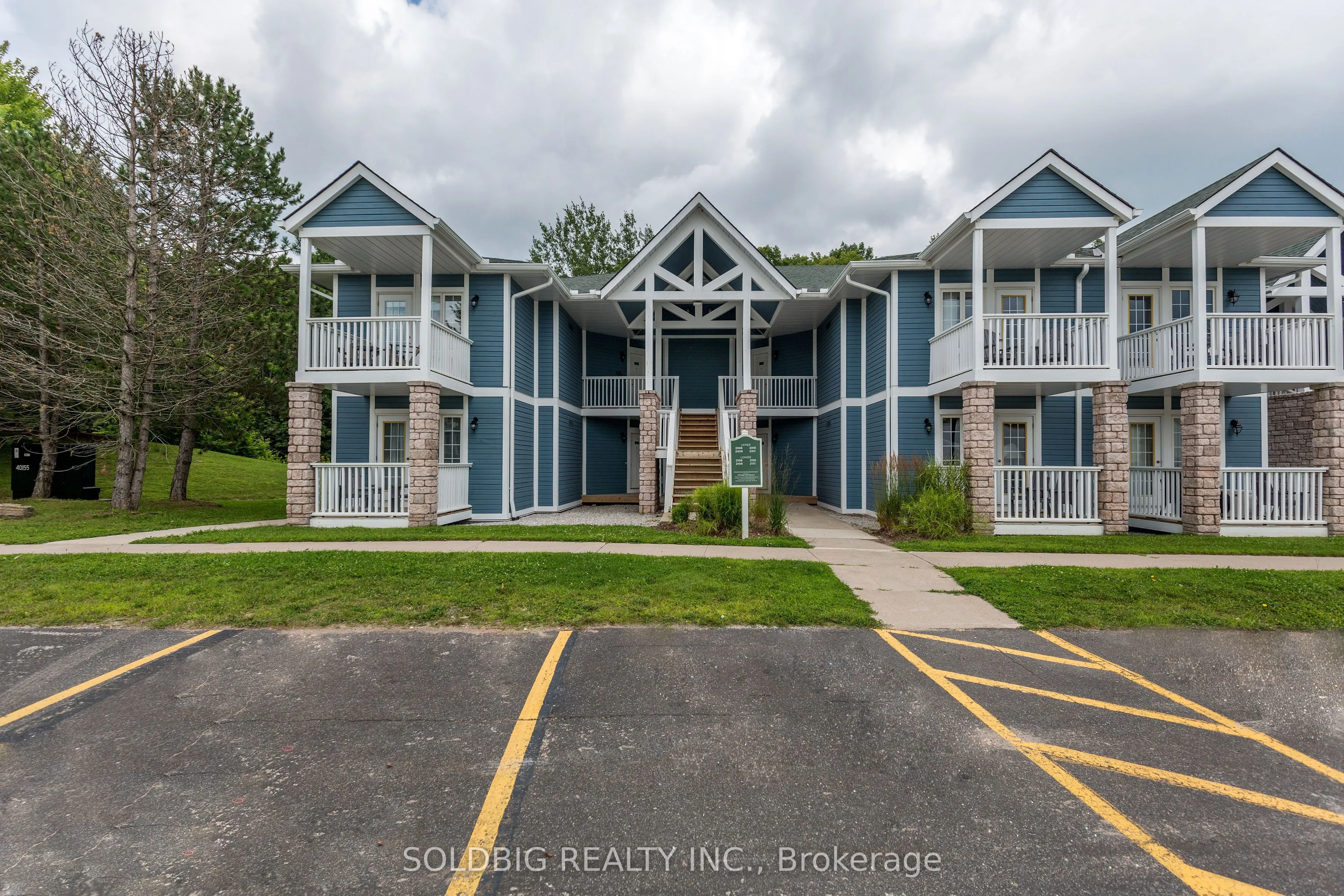 90 Highland Avenue, #18