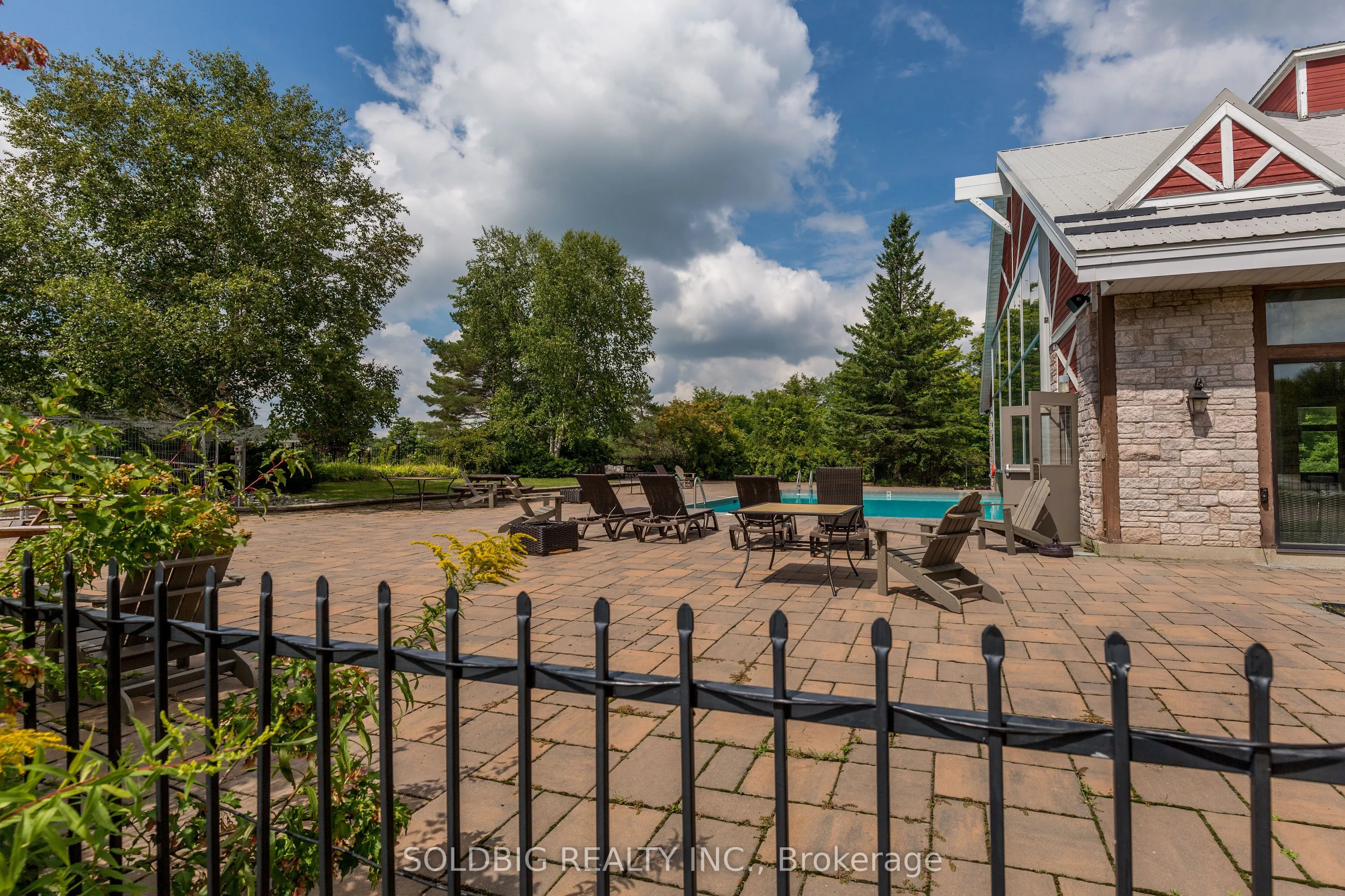 90 Highland Avenue, #18
