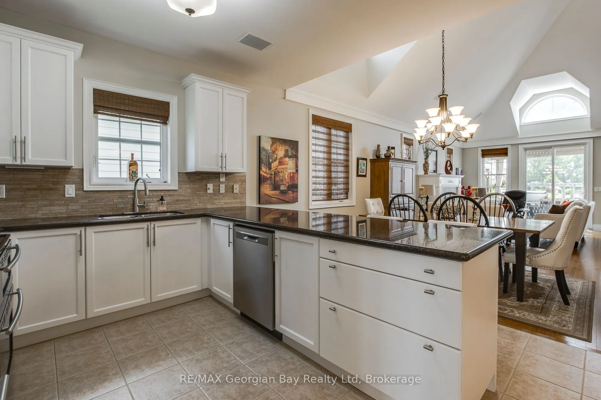 144 Wycliffe Cove