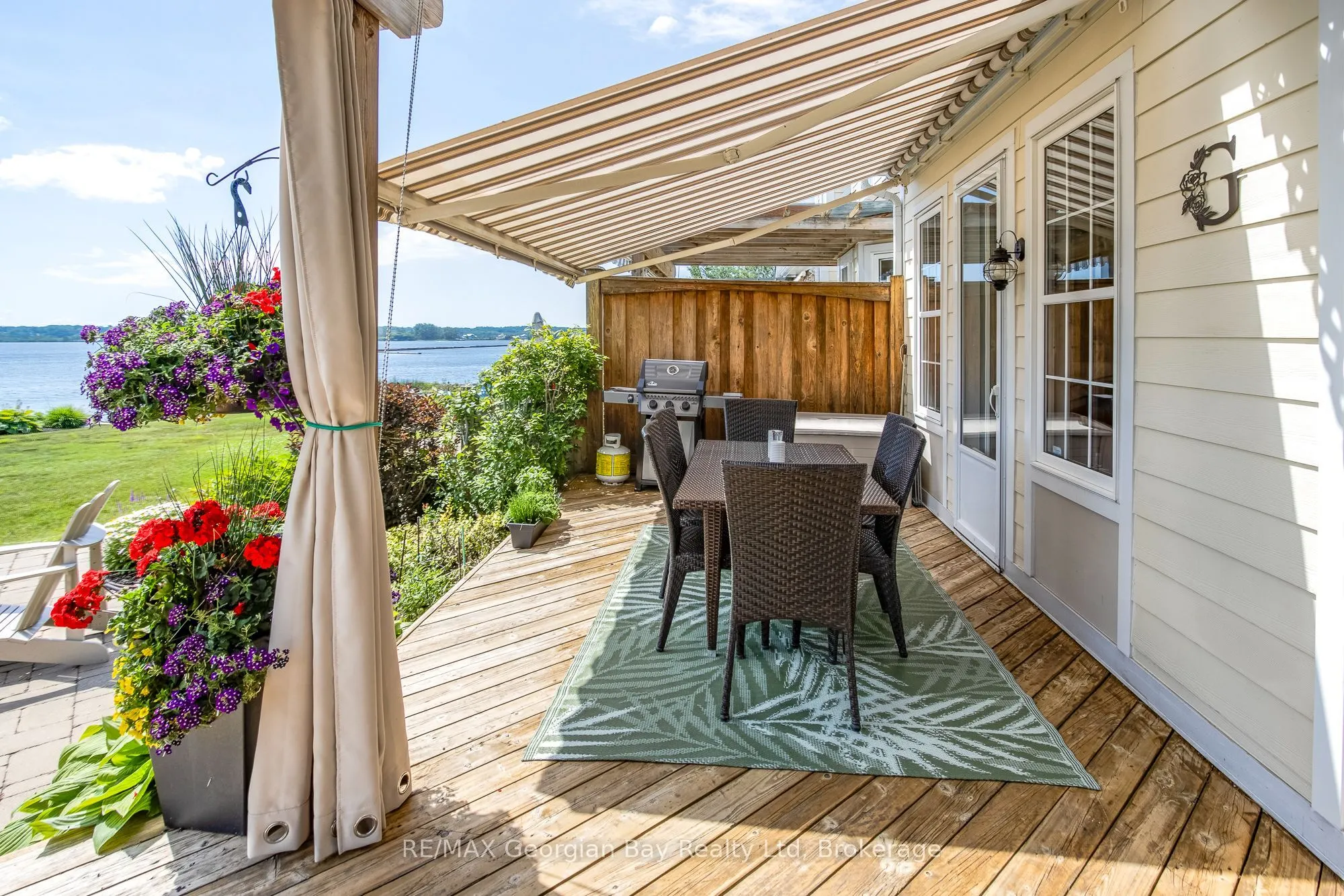 144 Wycliffe Cove