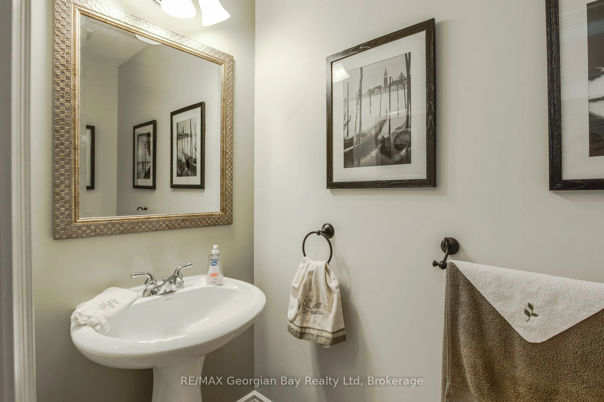 144 Wycliffe Cove
