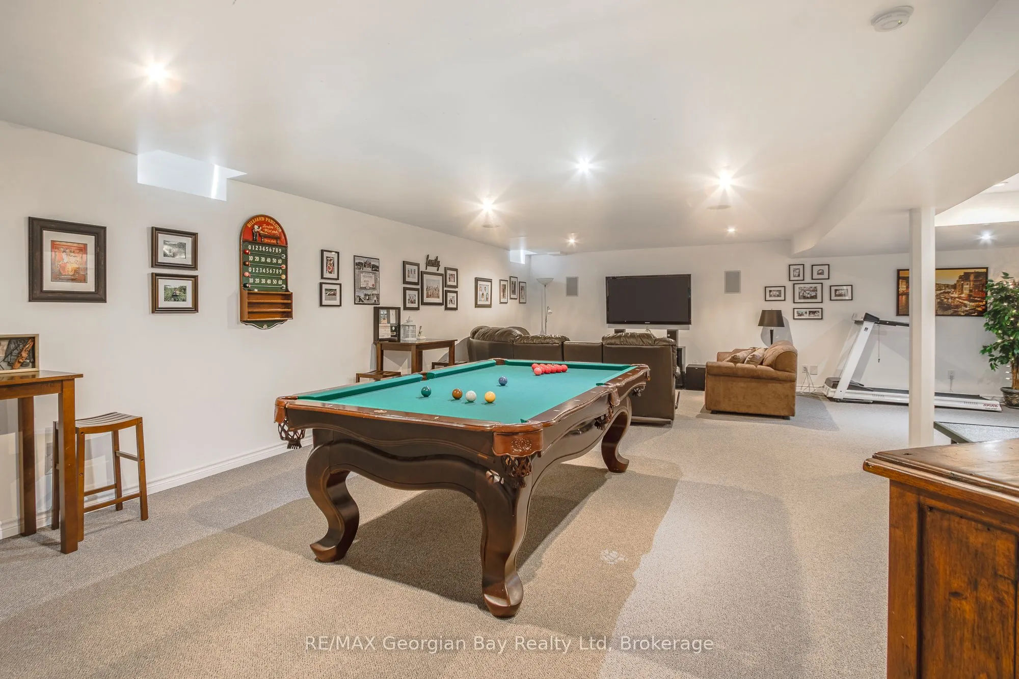 144 Wycliffe Cove