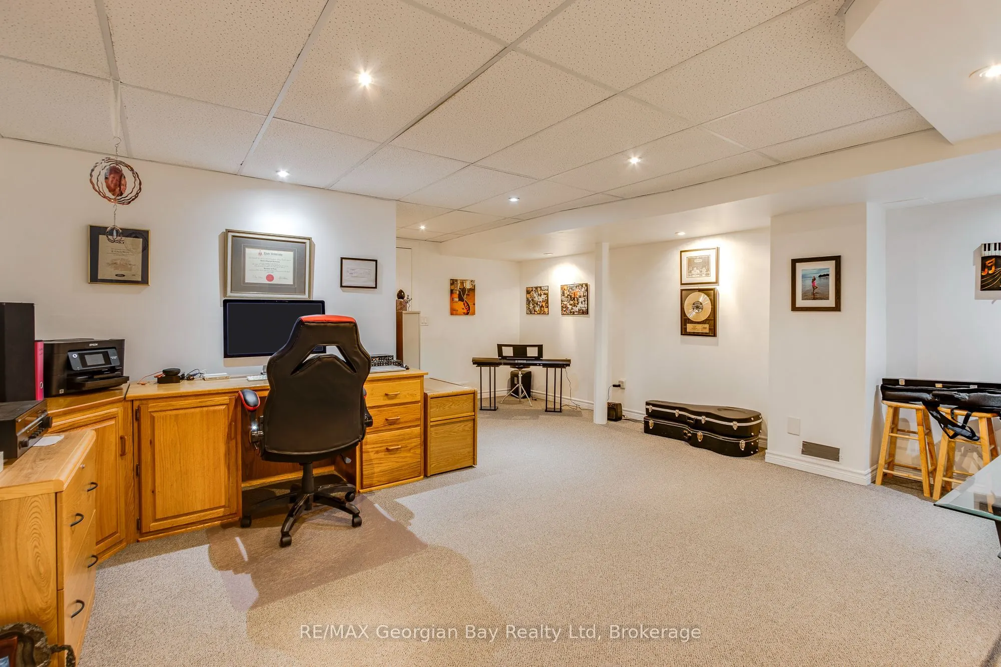144 Wycliffe Cove