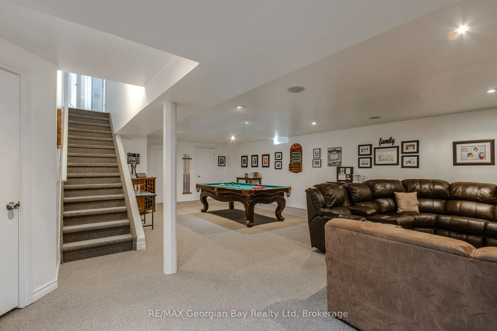 144 Wycliffe Cove
