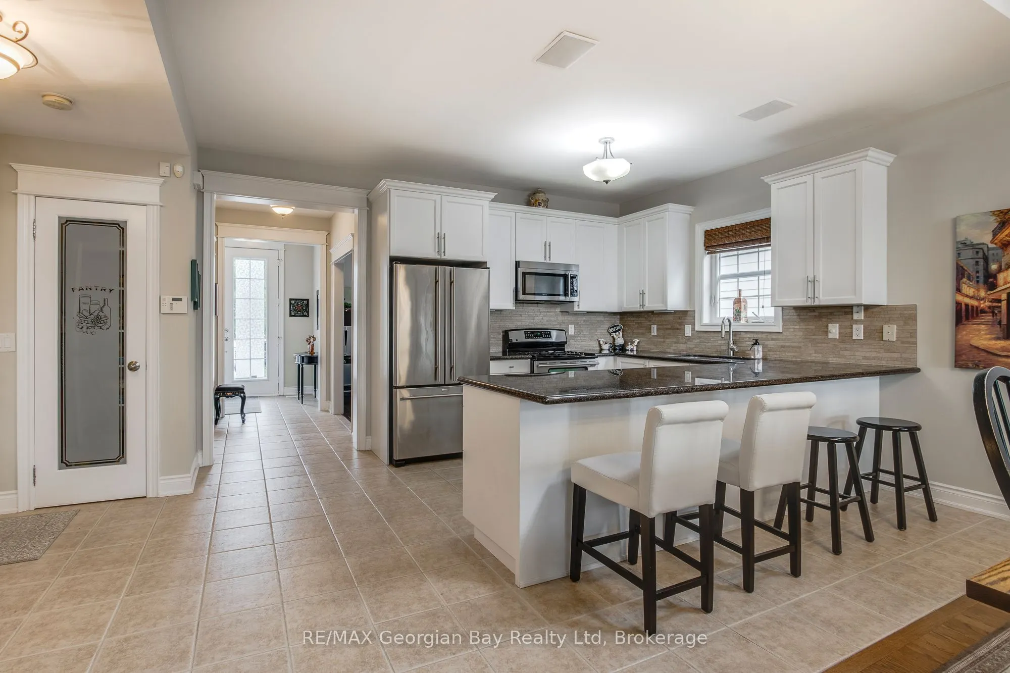 144 Wycliffe Cove