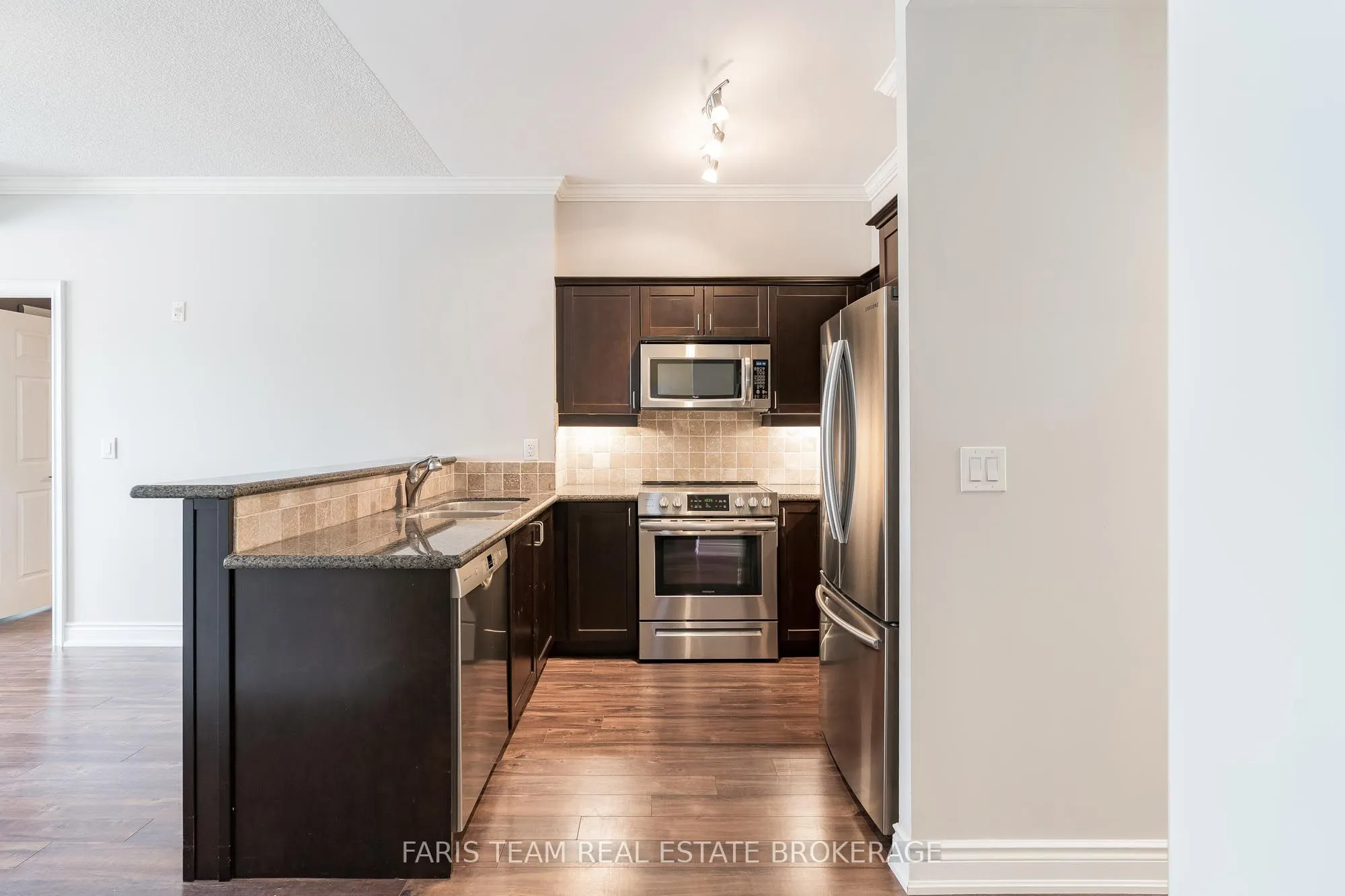 354 Atherley Road, #214