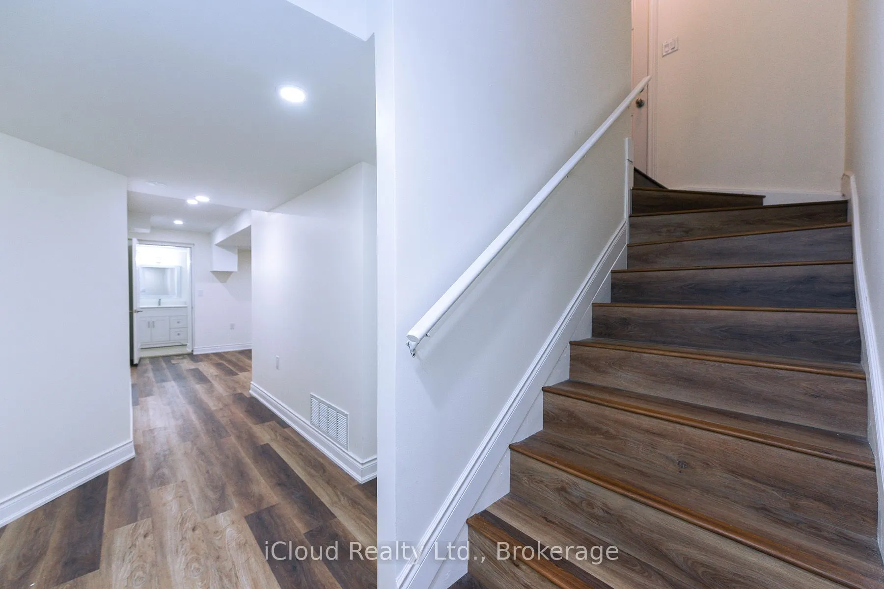 114 Thicketwood Avenue