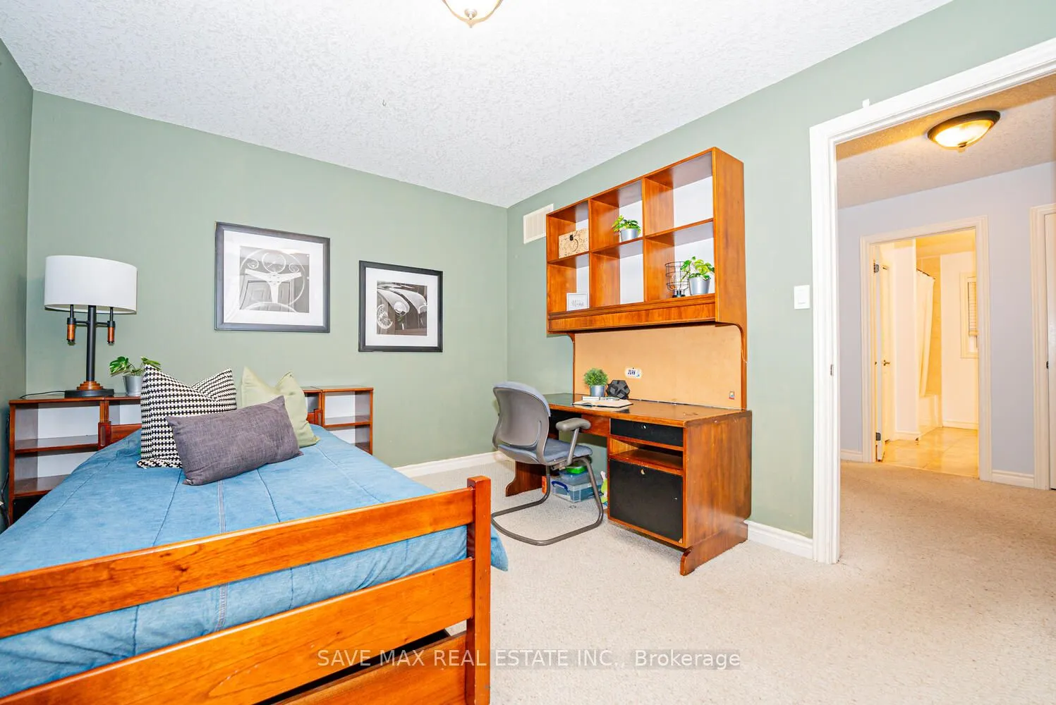 77 Sovereign's Gate